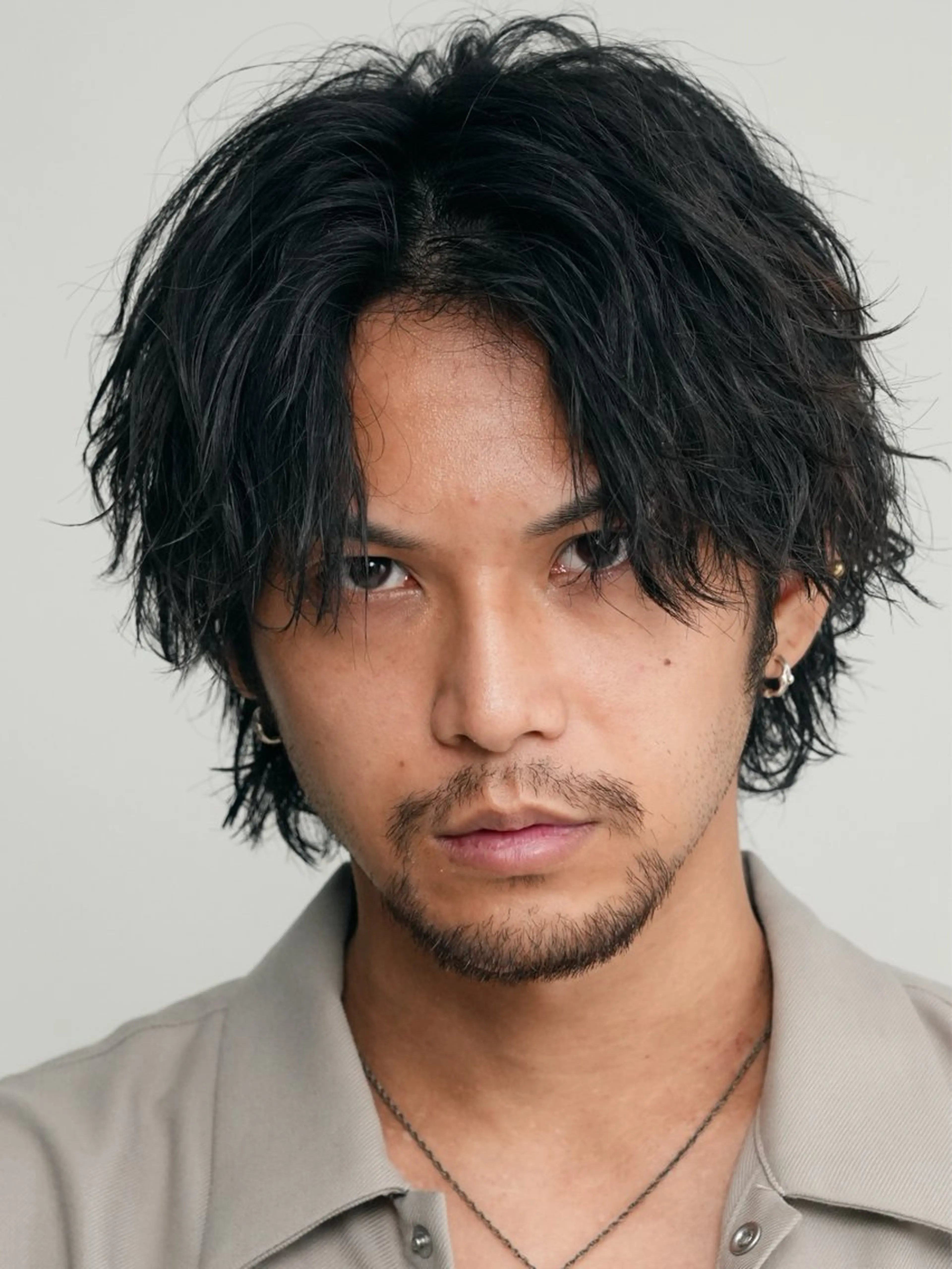 ミディアム パーマ メンズ ミディアムパーマ メンズパーマ ツイストスパイラルパーマ スパイラルパーマ 夏果⭐︎fifth 天神 海外風パーマのヘアスタイル