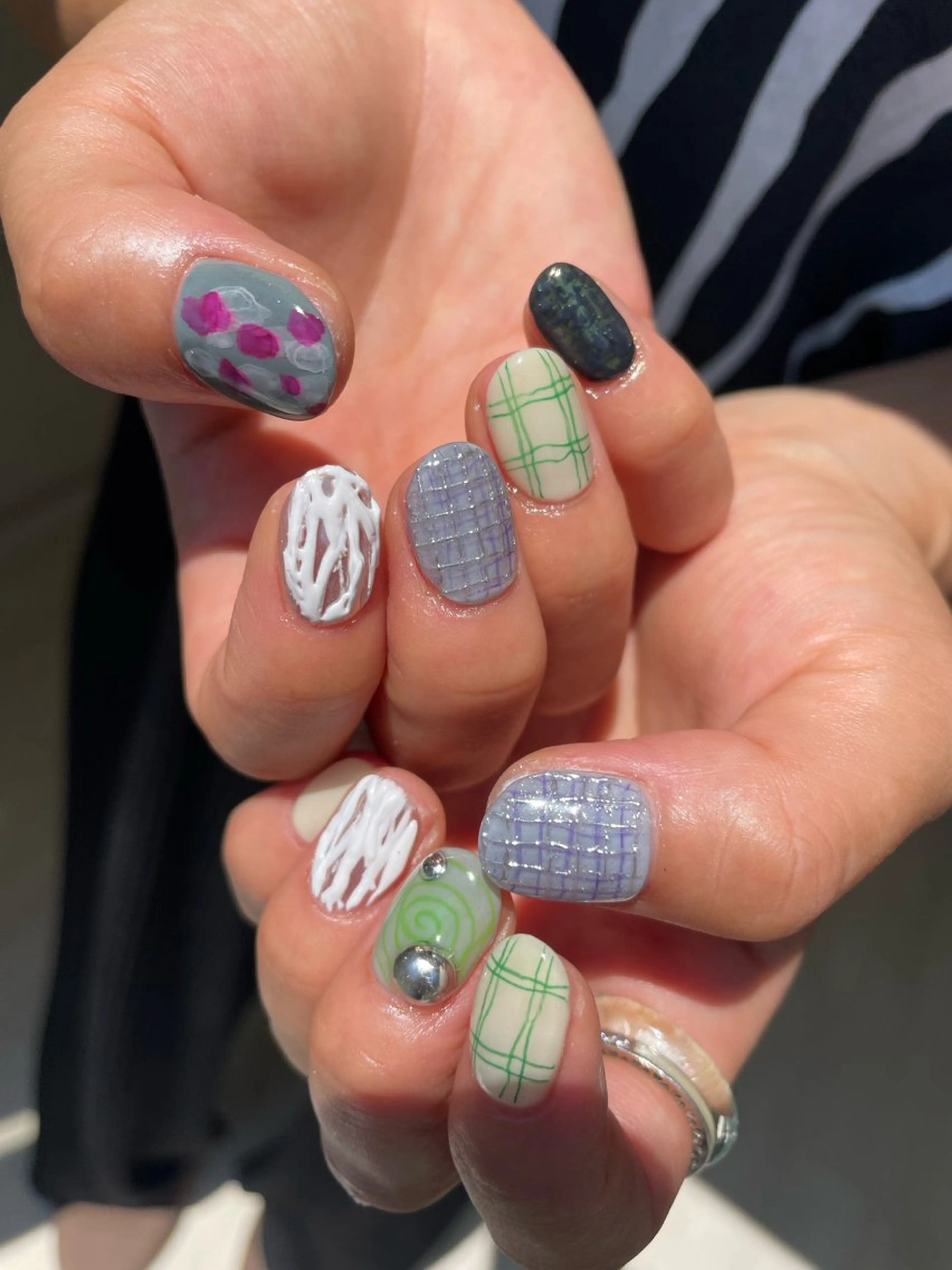 ネイル ハンドネイル Hisaka Mikiのネイルデザイン