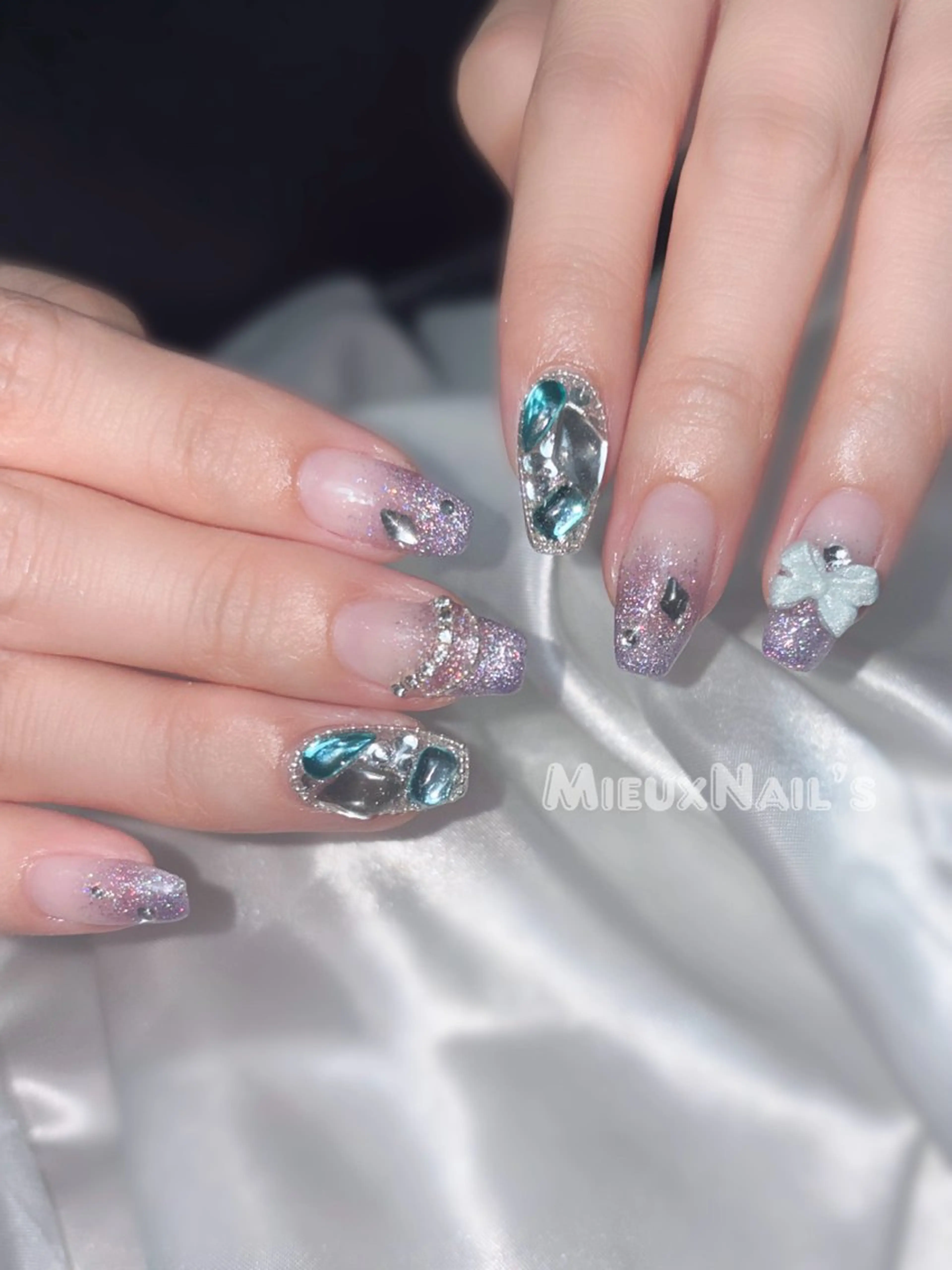 ネイル Miyu❤️‍🔥 Mieuxnailsのネイルデザイン