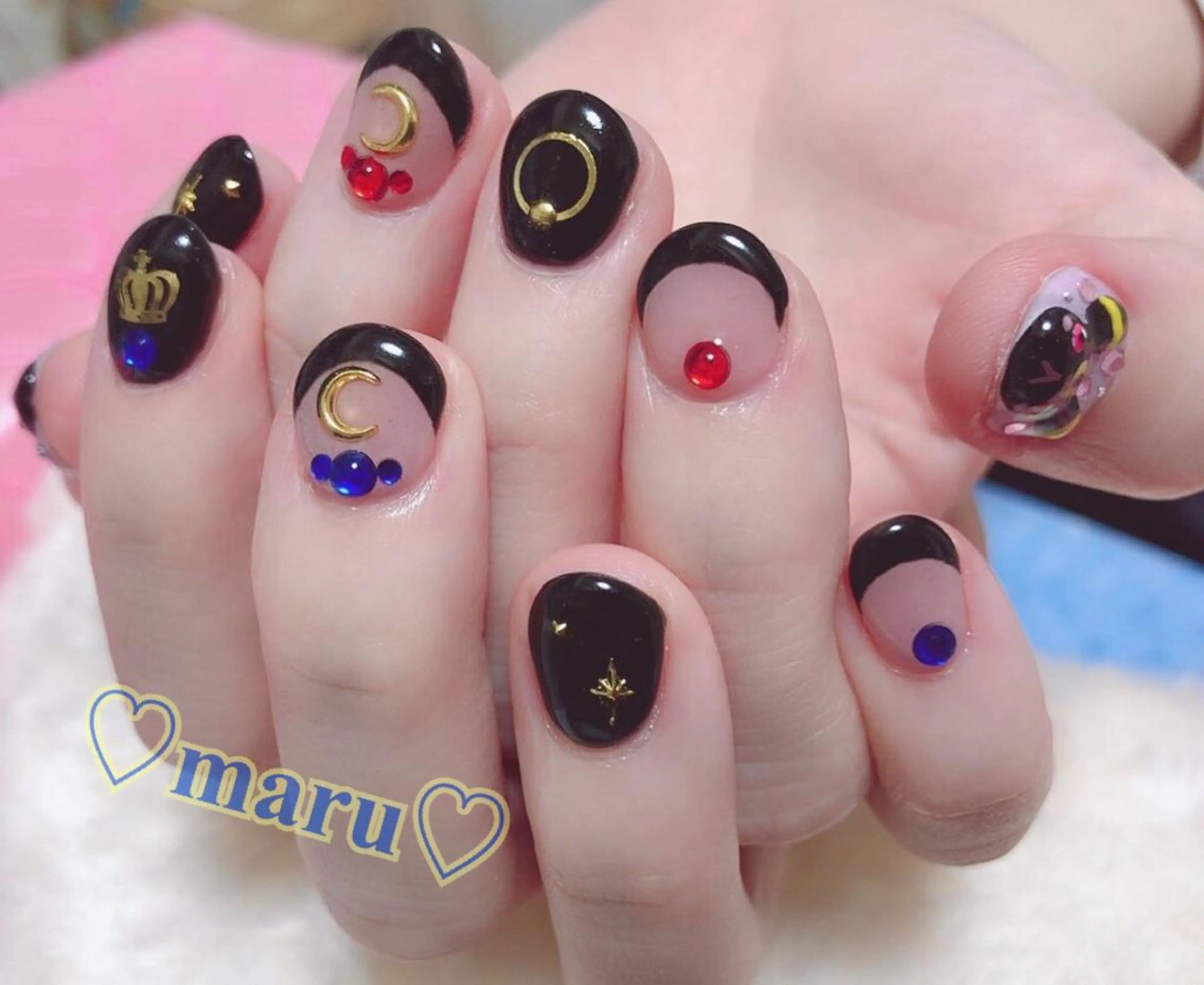 ネイル ハンドネイル フットネイル まるみ ♡のネイルデザイン