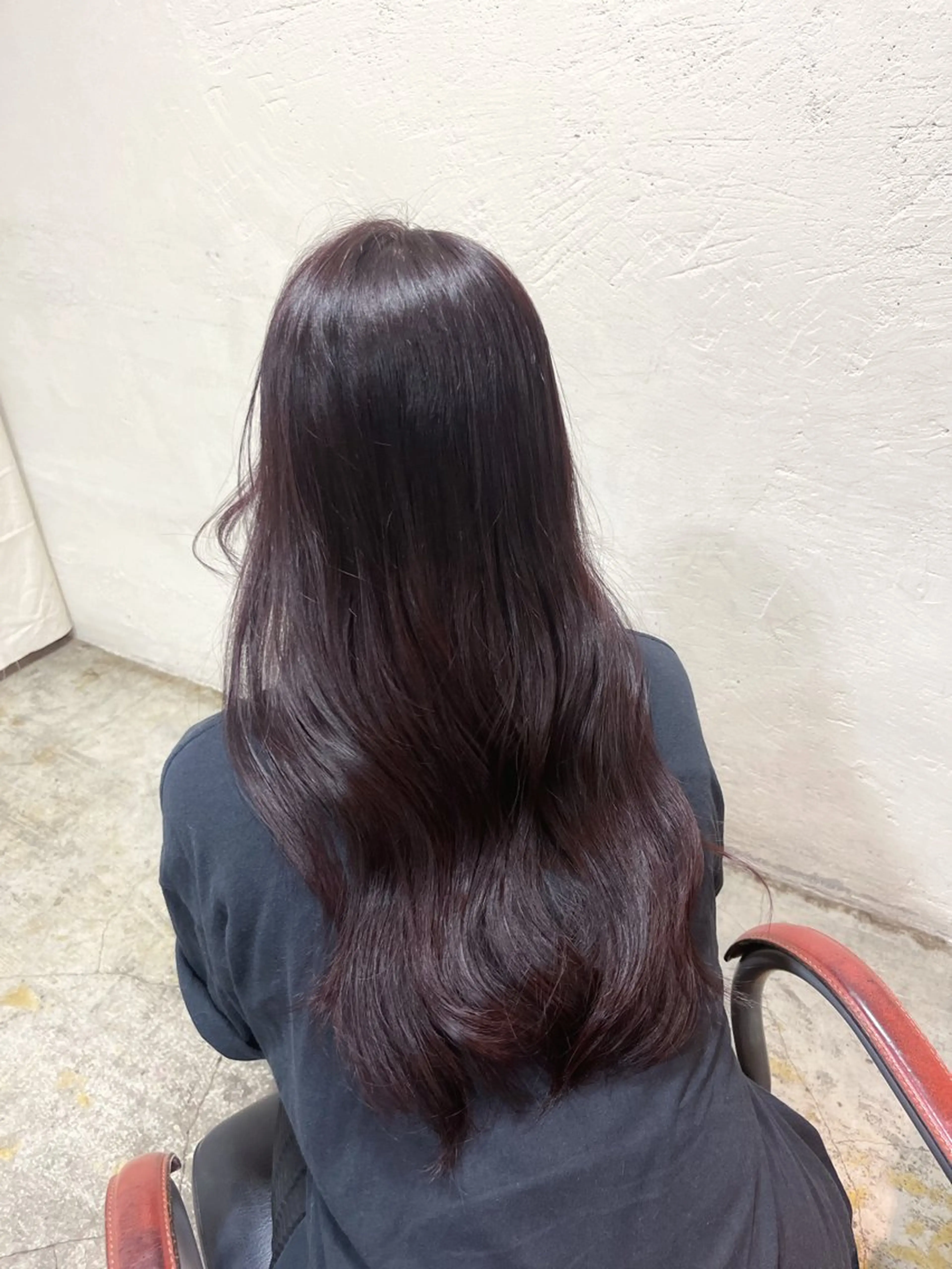 ロング カラー hinaru ．のヘアスタイル