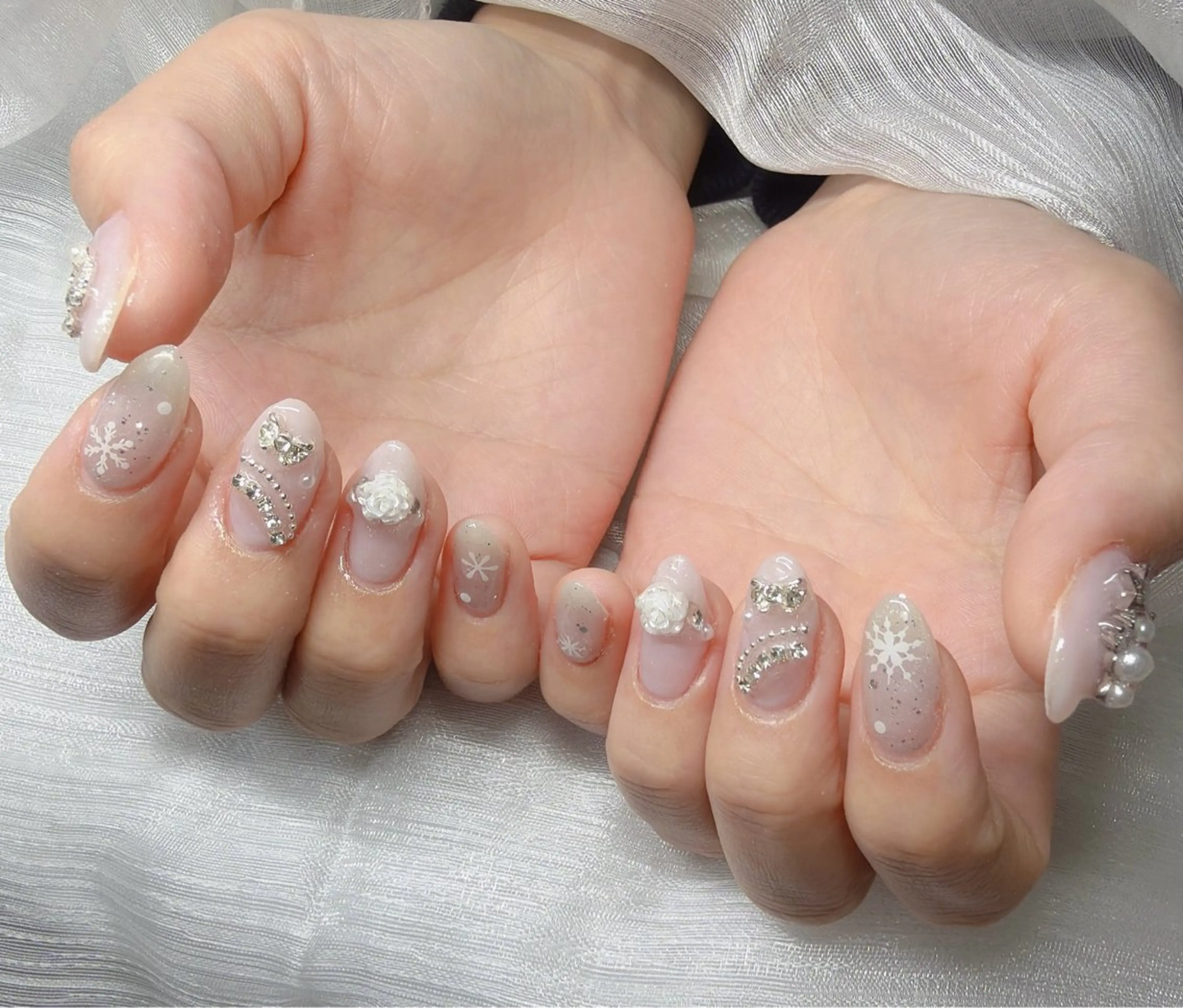 ネイル ハンドネイル Lee Nailsのネイルデザイン