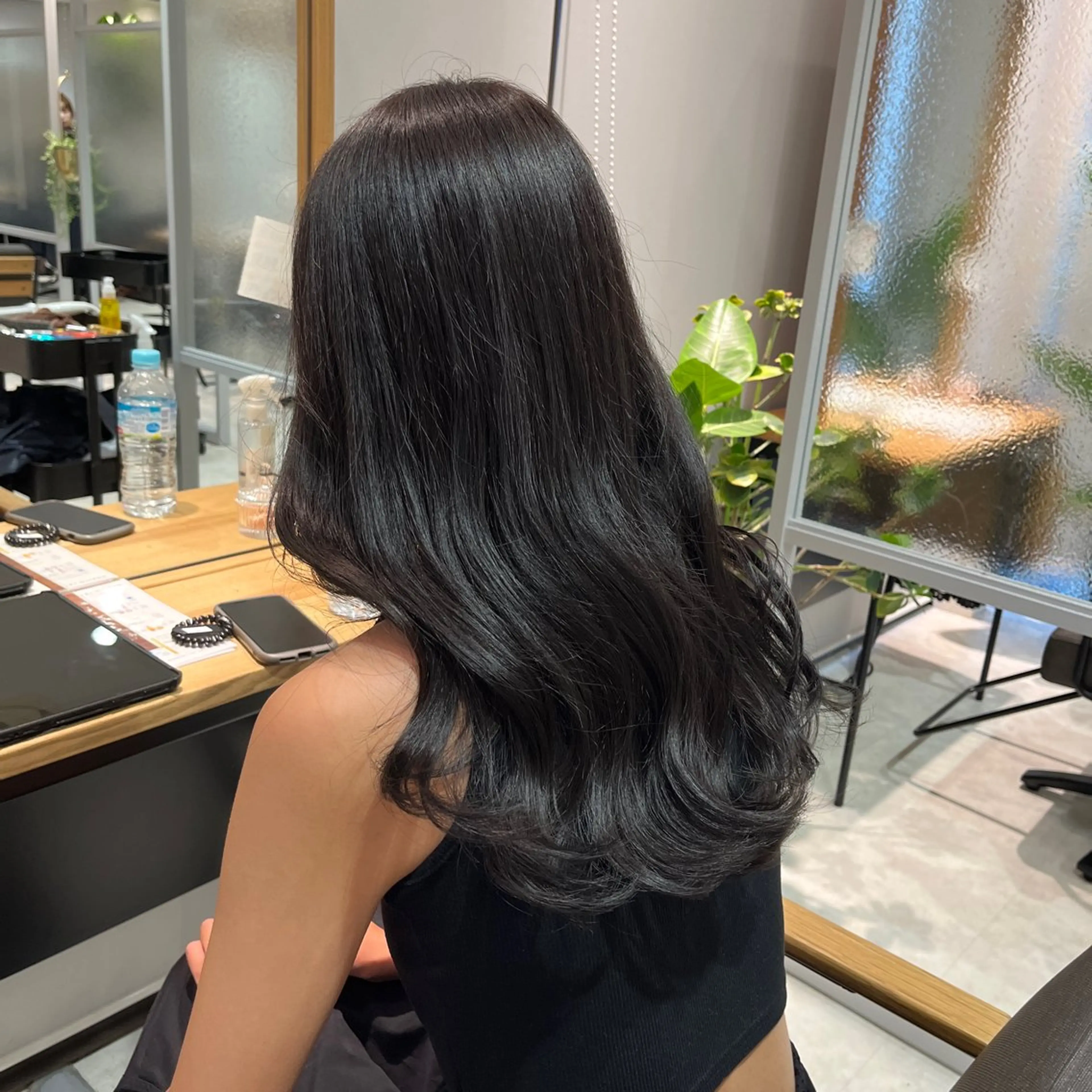 ロング カラー アッシュ ブリーチ ヘアカラー BASSA立川🌱 Bitouのヘアスタイル