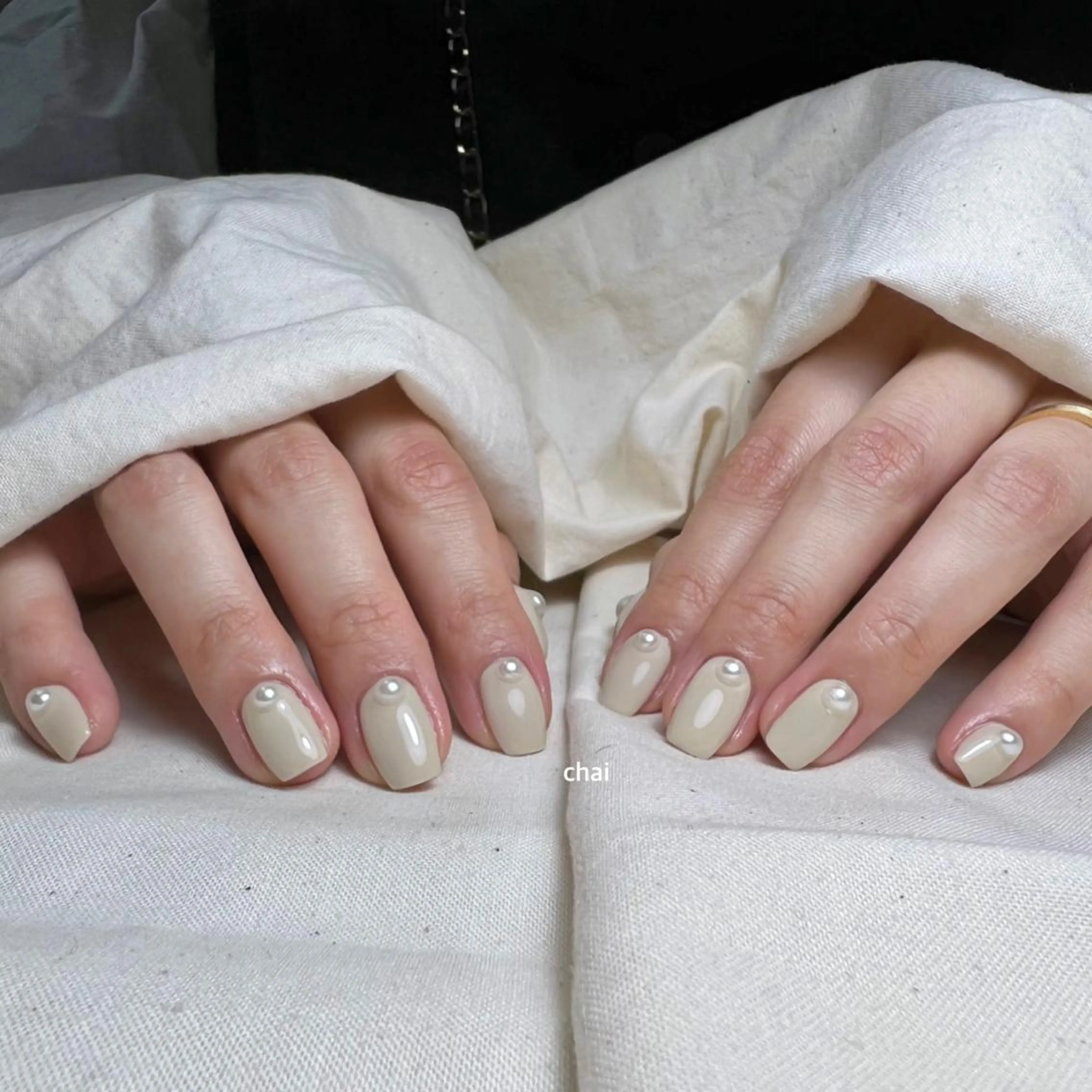 ネイル ストーンネイル ハンドネイル 💅 Ai.のネイルデザイン