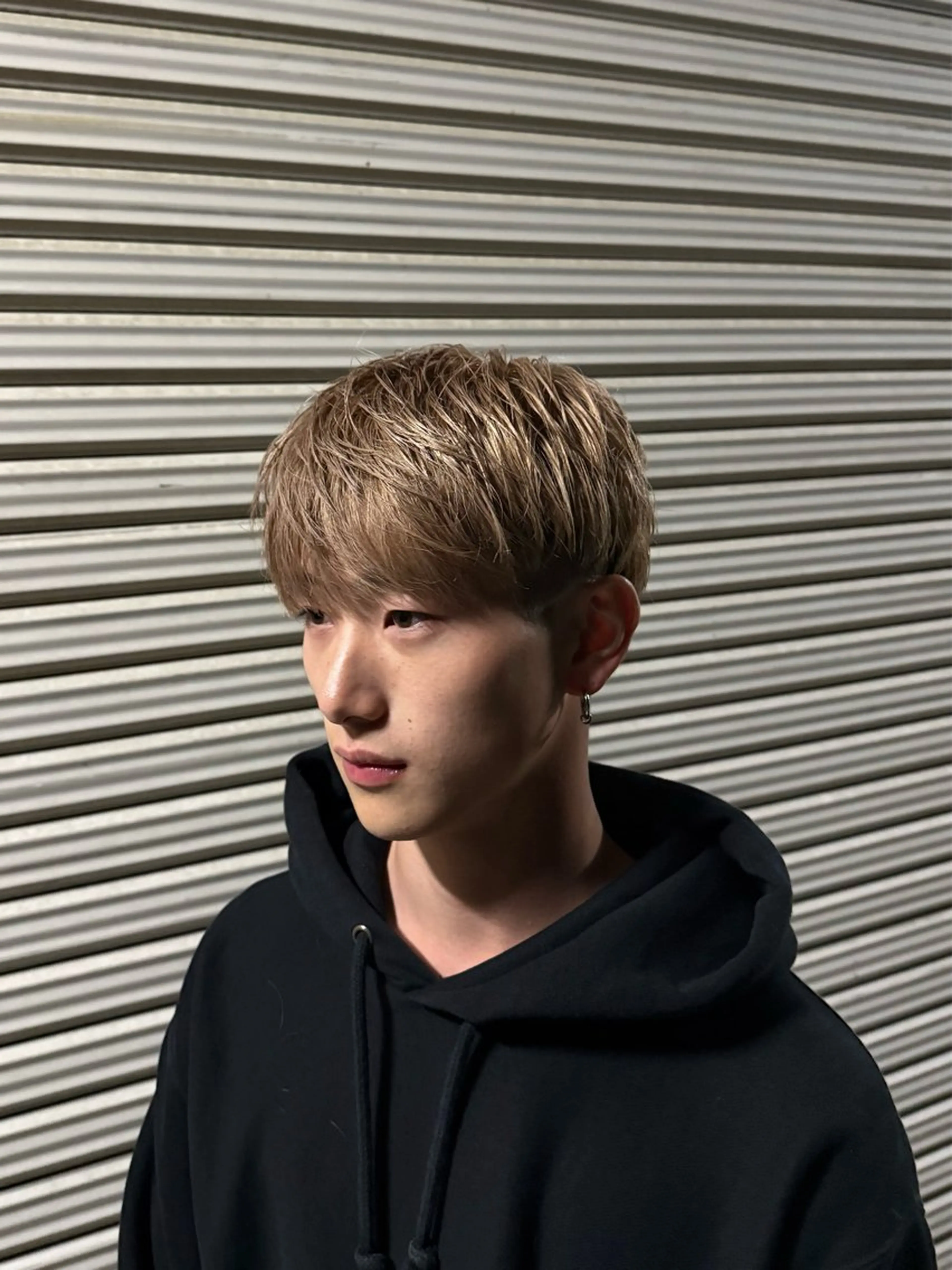 カラー メンズ マッシュ ベージュカラー 透明感カラー ミルクティーベージュ メンズ特化/前橋/ エンドウ　ソラのヘアスタイル