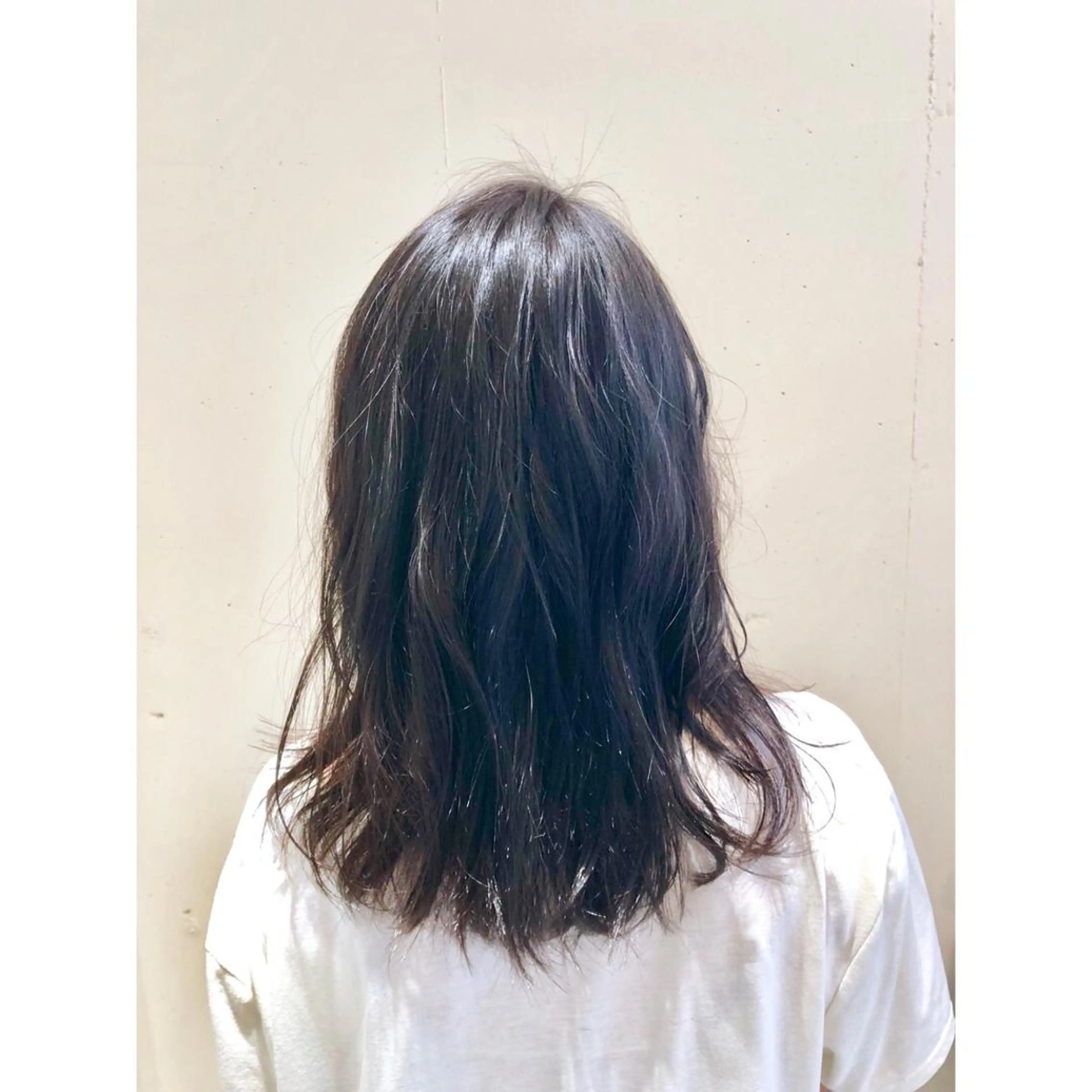ミディアム カラー パーマ ヘアアレンジ ブリーチ 透明感カラー グラデーションカラー グレージュ ハイライトカラー 【ツヤ髪美容師】 ツダケイスケのヘアスタイル
