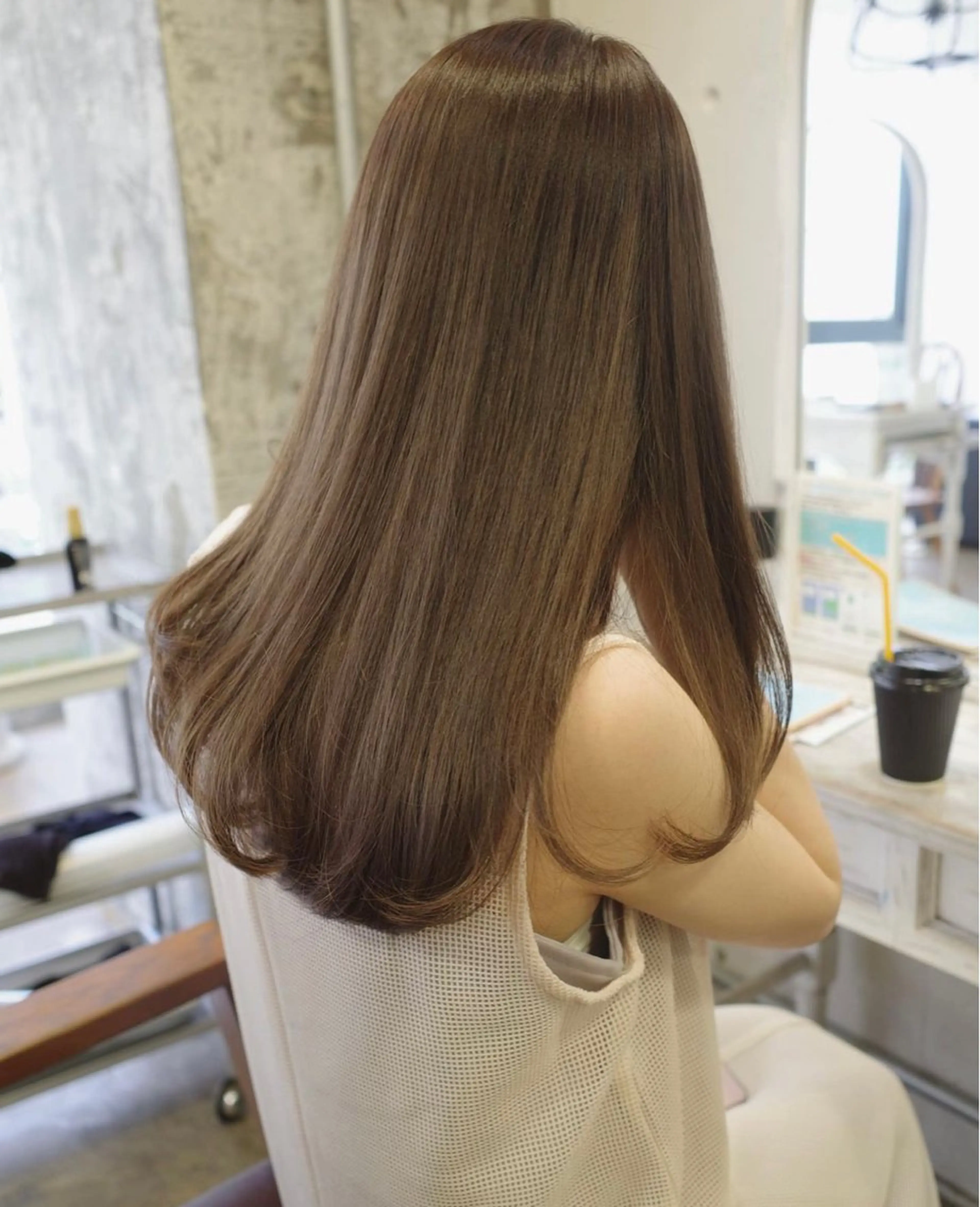 毎日楽でかわいいヘアーに!ストカール✨クセの部分をストレートにし、毛先はワンカールのナチュラルなパーマメニューです!の写真