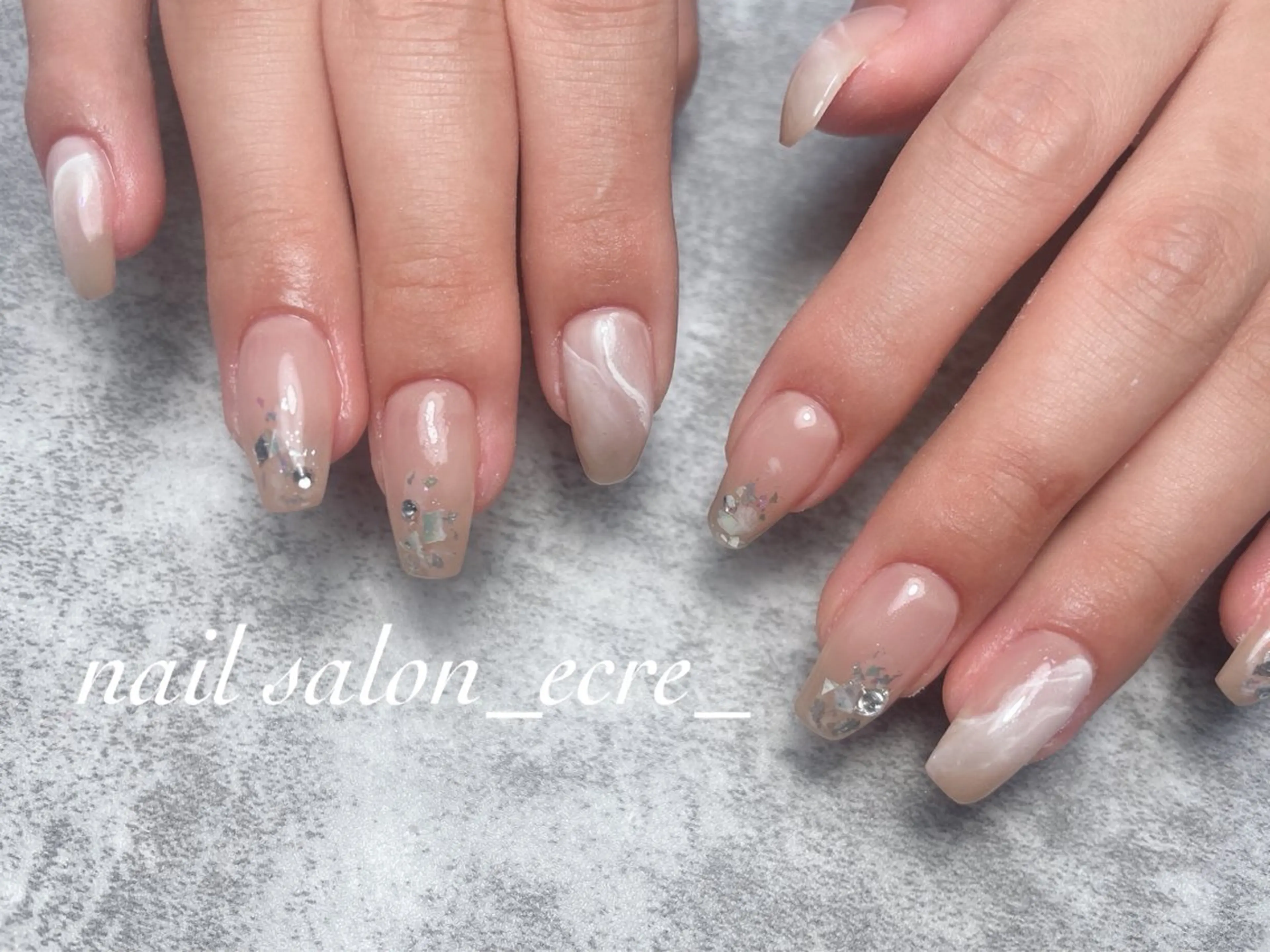 ネイル アートネイル 持ち込み ニュアンスネイル nail salon _ecre_のネイルデザイン