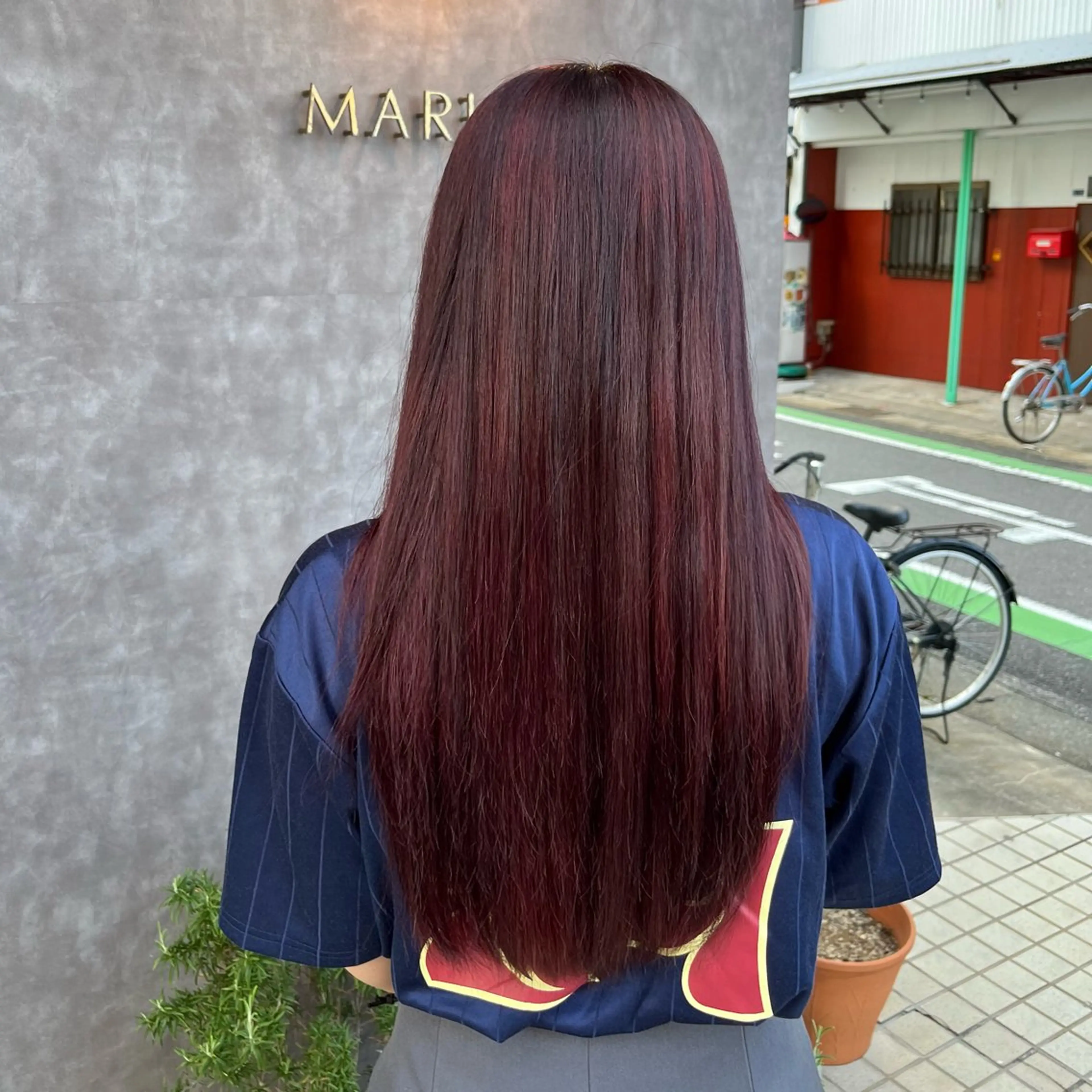 カラー レッドカラー 遠藤 朱郁のヘアスタイル