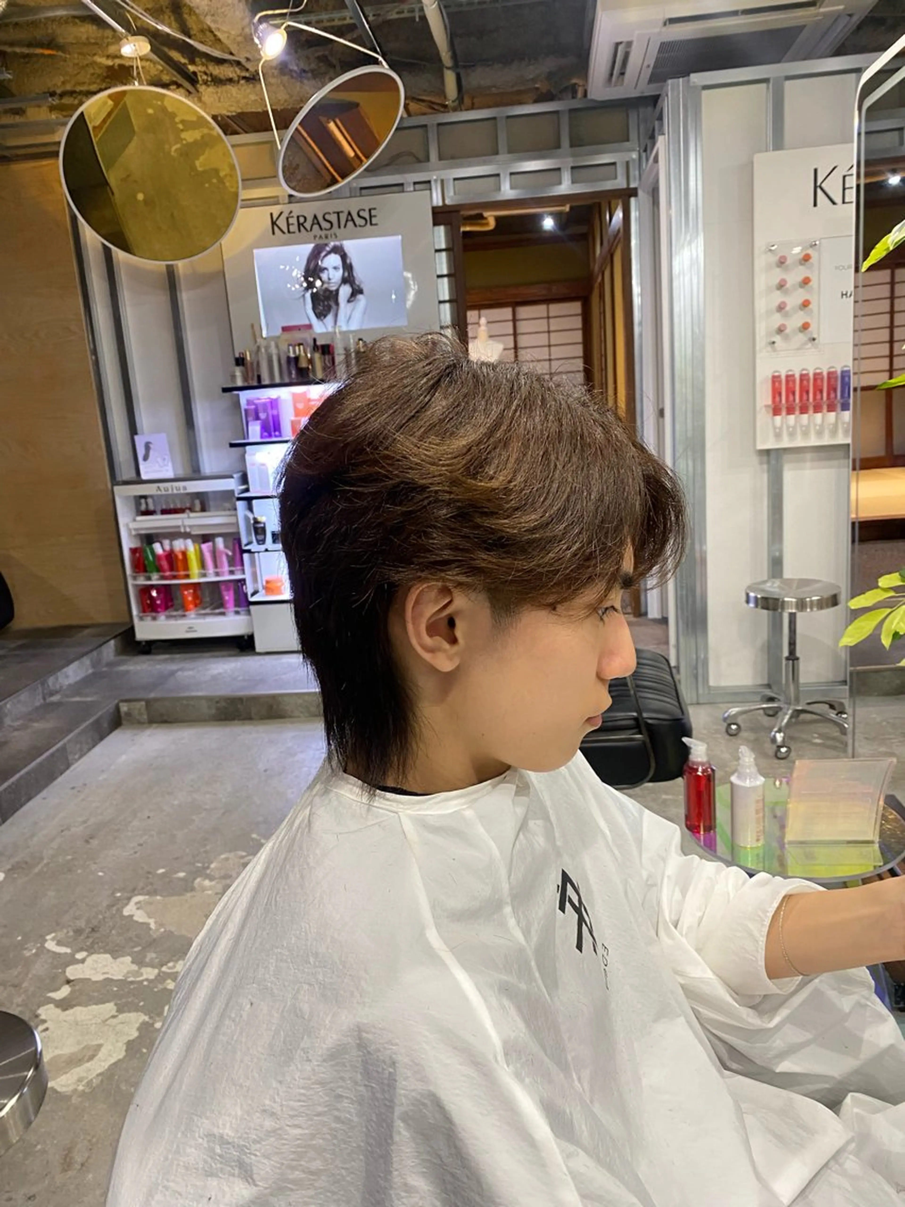 ミディアム カット ラブスタシー/Non ギャル/ハイトーンのヘアスタイル