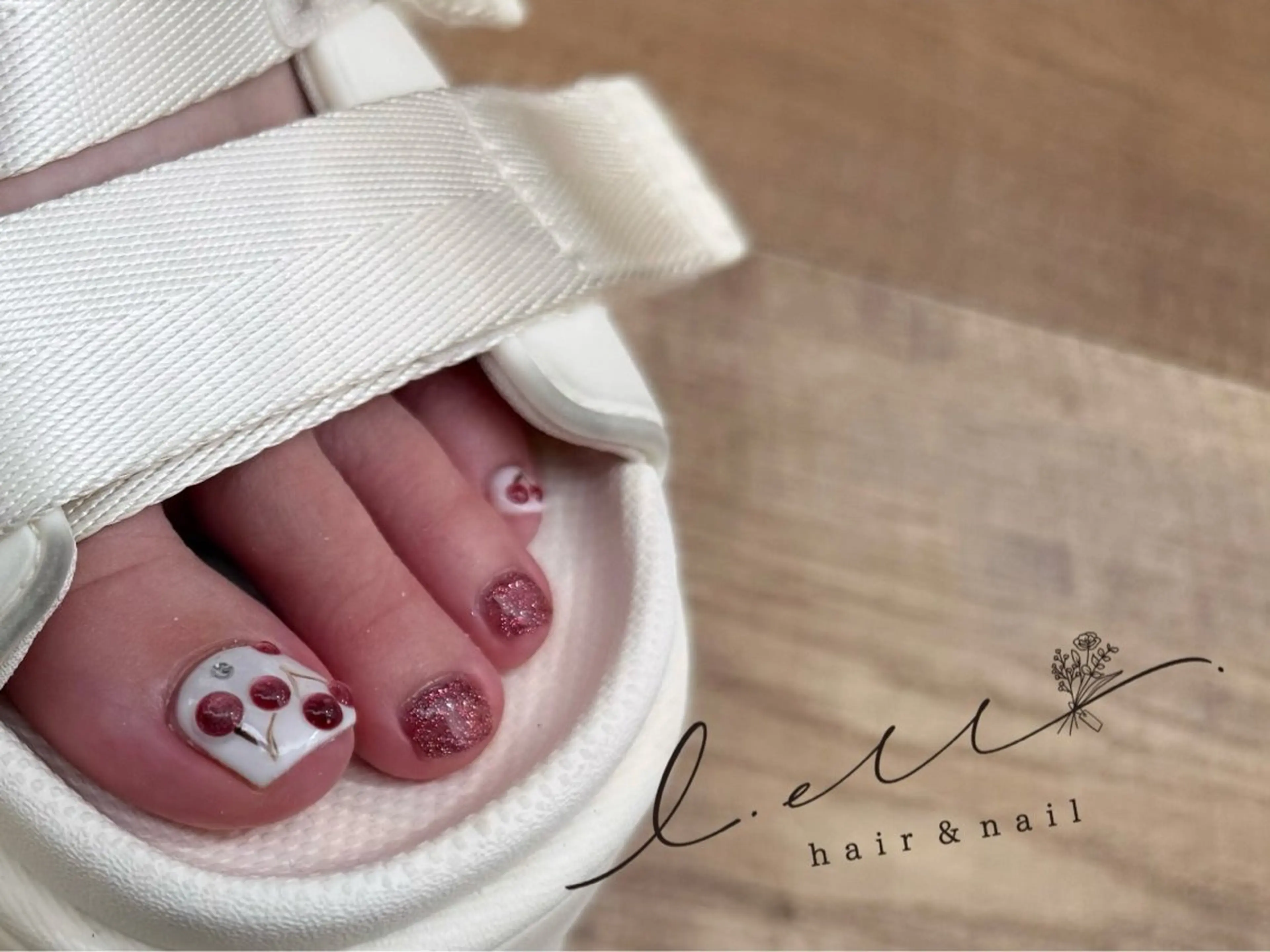 ワンカラー＋アート２本💅オフ込みの写真