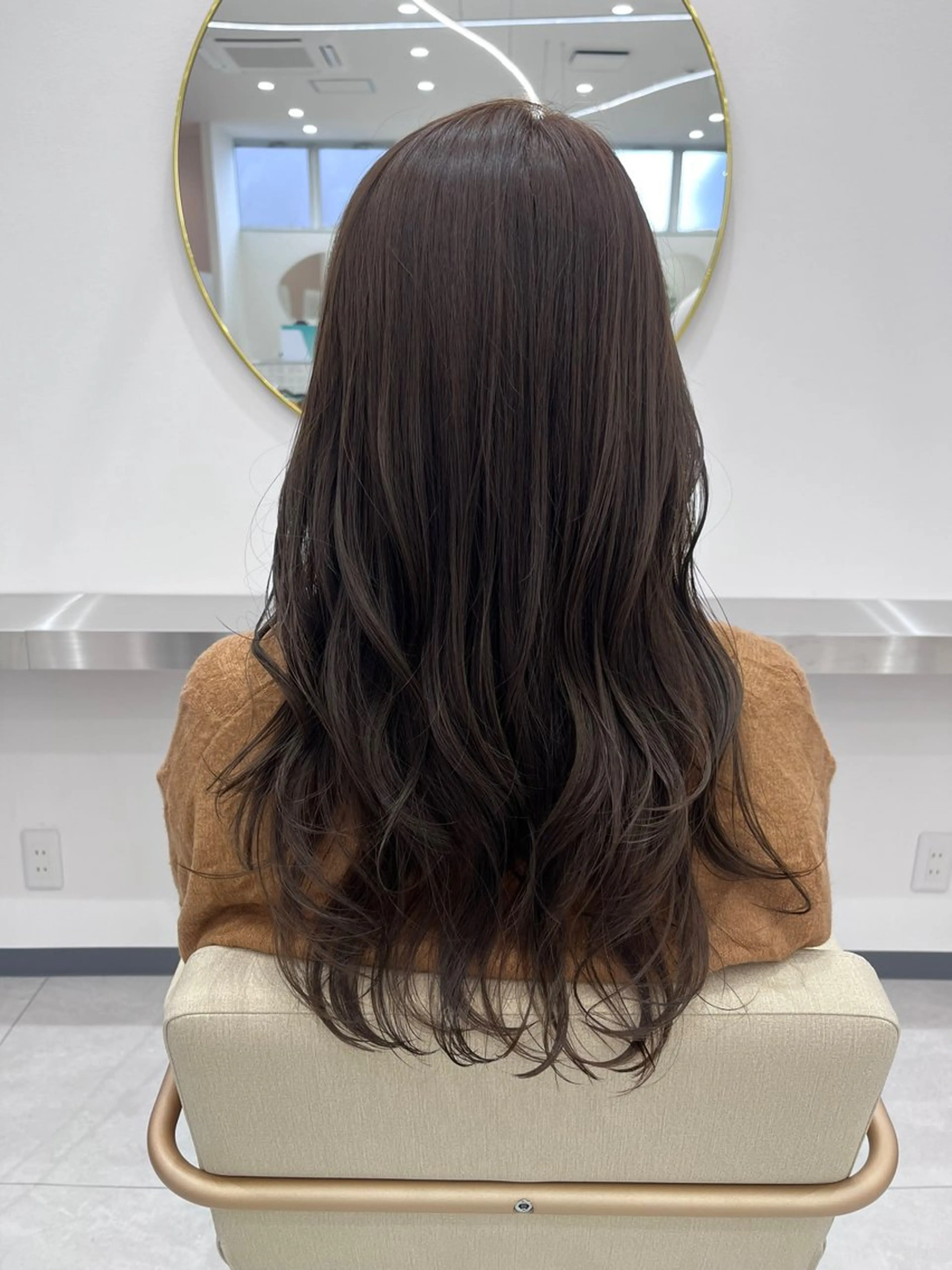 セミロング N° Elune MIYUUのヘアスタイル