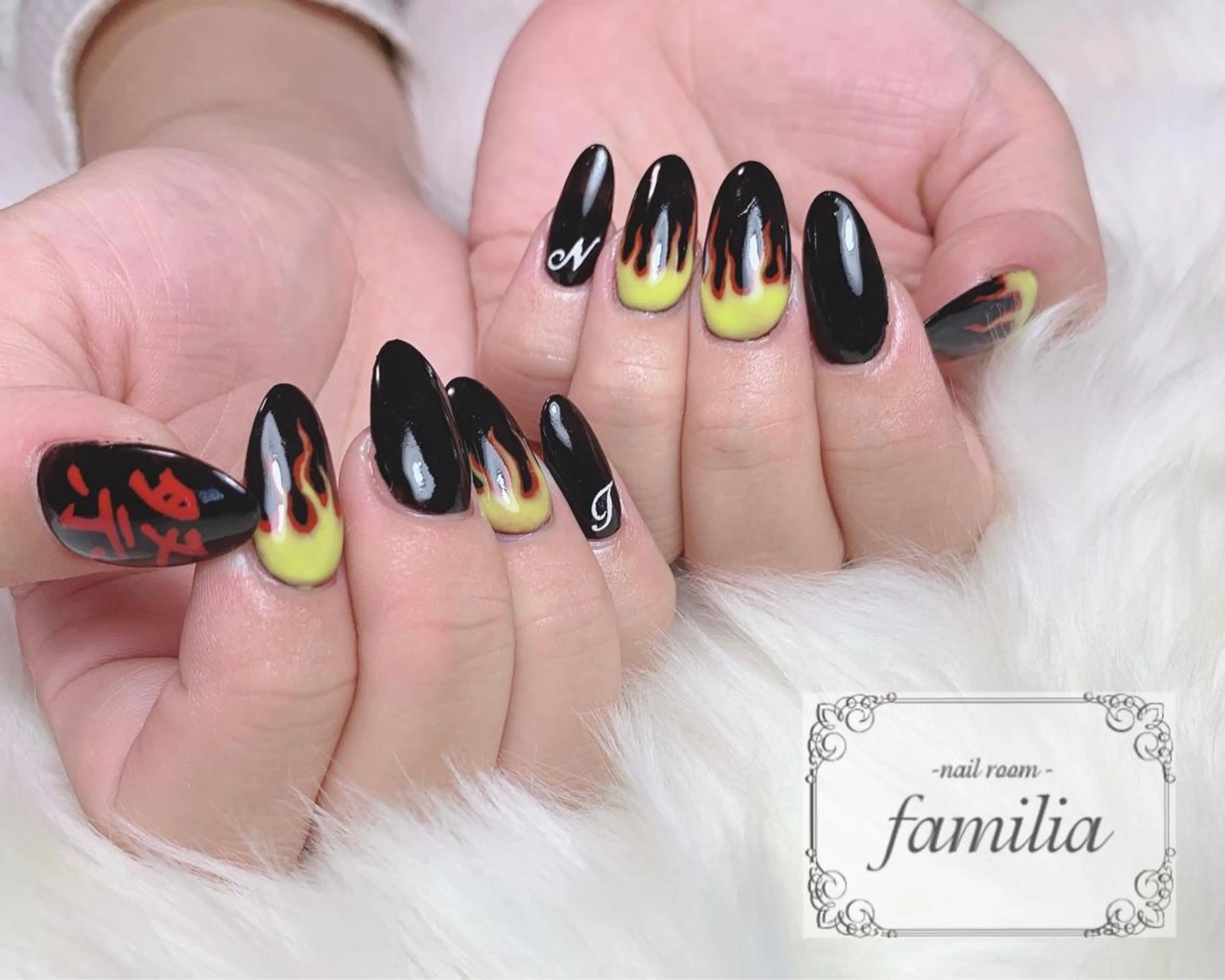 ネイル アートネイル -nailroom- familiaのネイルデザイン