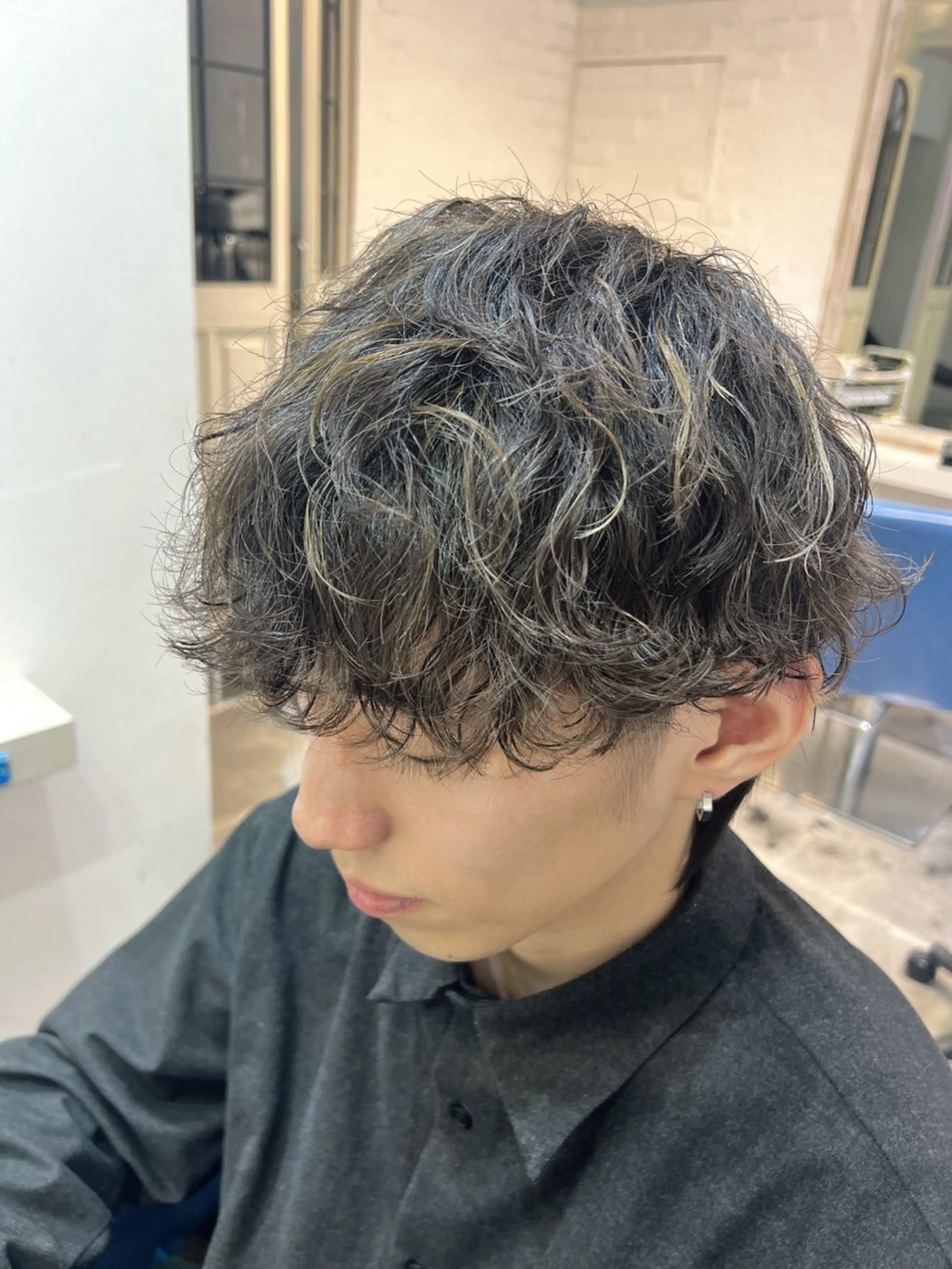 ショート カラー メンズ メンズハイライト ハイライトカラー ハイライト カット ヘアカラー uros.所属・メンズパーマ/ エクステ🌞セナのヘアスタイル