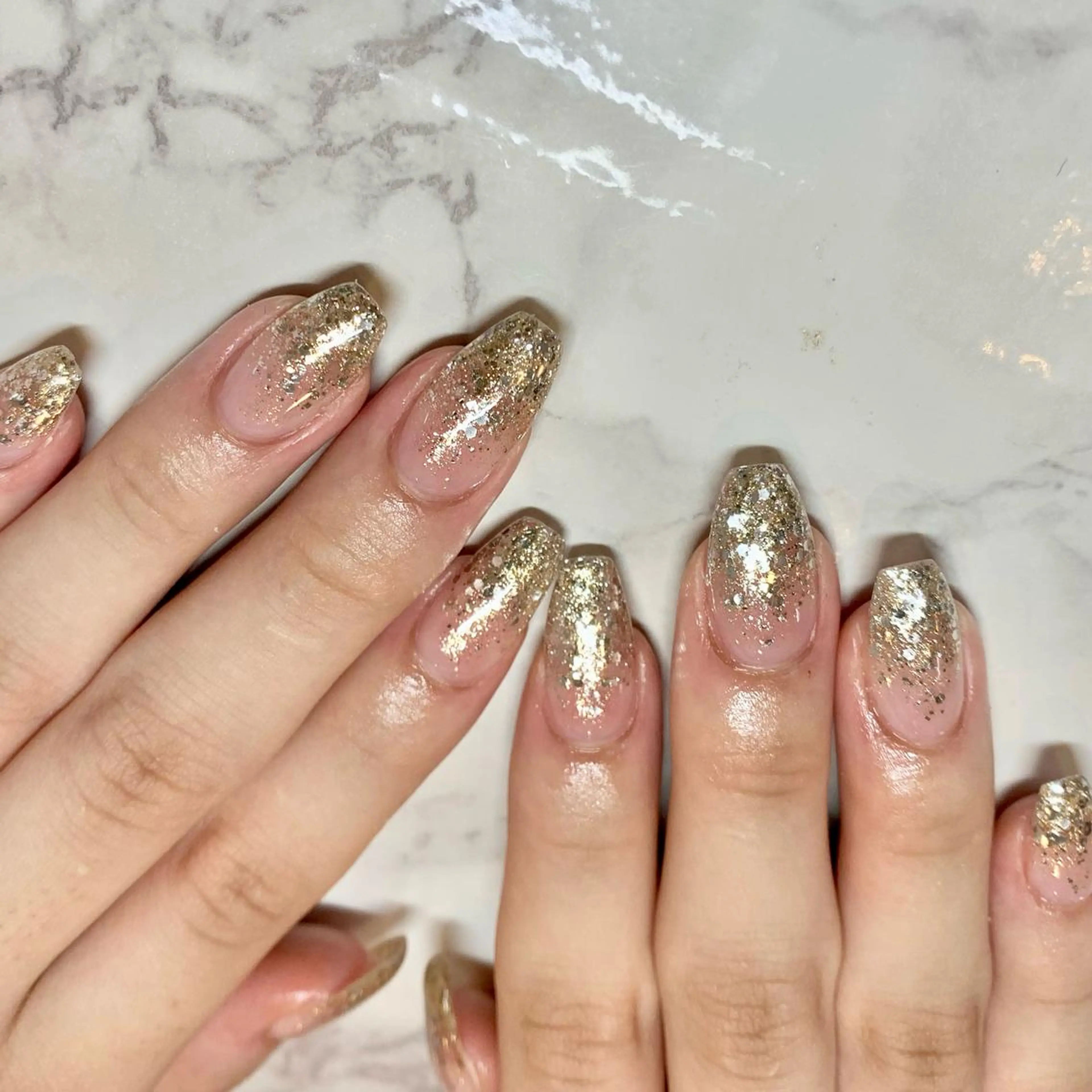 ネイル グラデーション ラメ(グリッター) nail salon -Lien-所属・nailsalon -Lien-のネイルデザイン