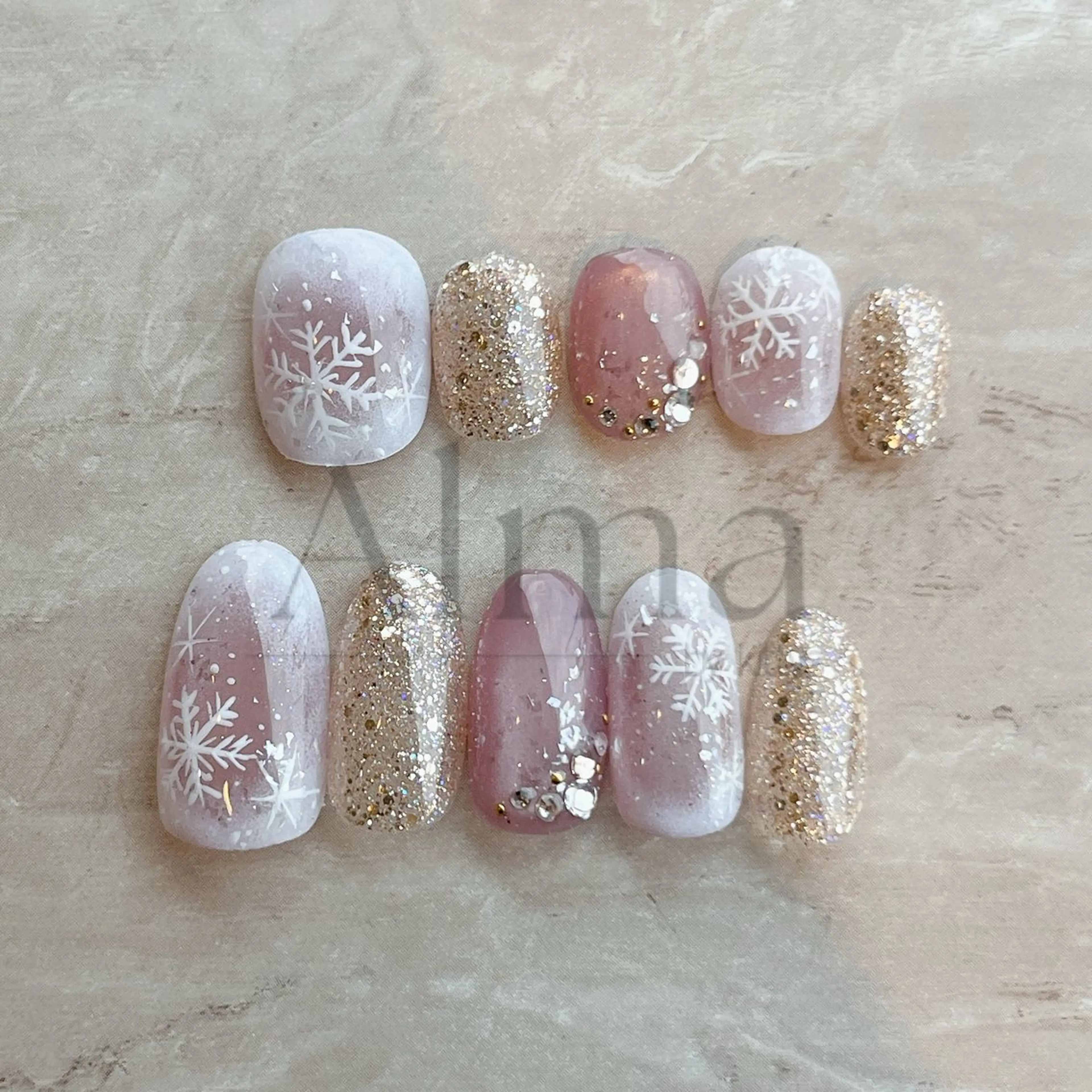 ネイル ハンドネイル Alma by kittys 谷保店所属・Alma chitoseのネイルデザイン