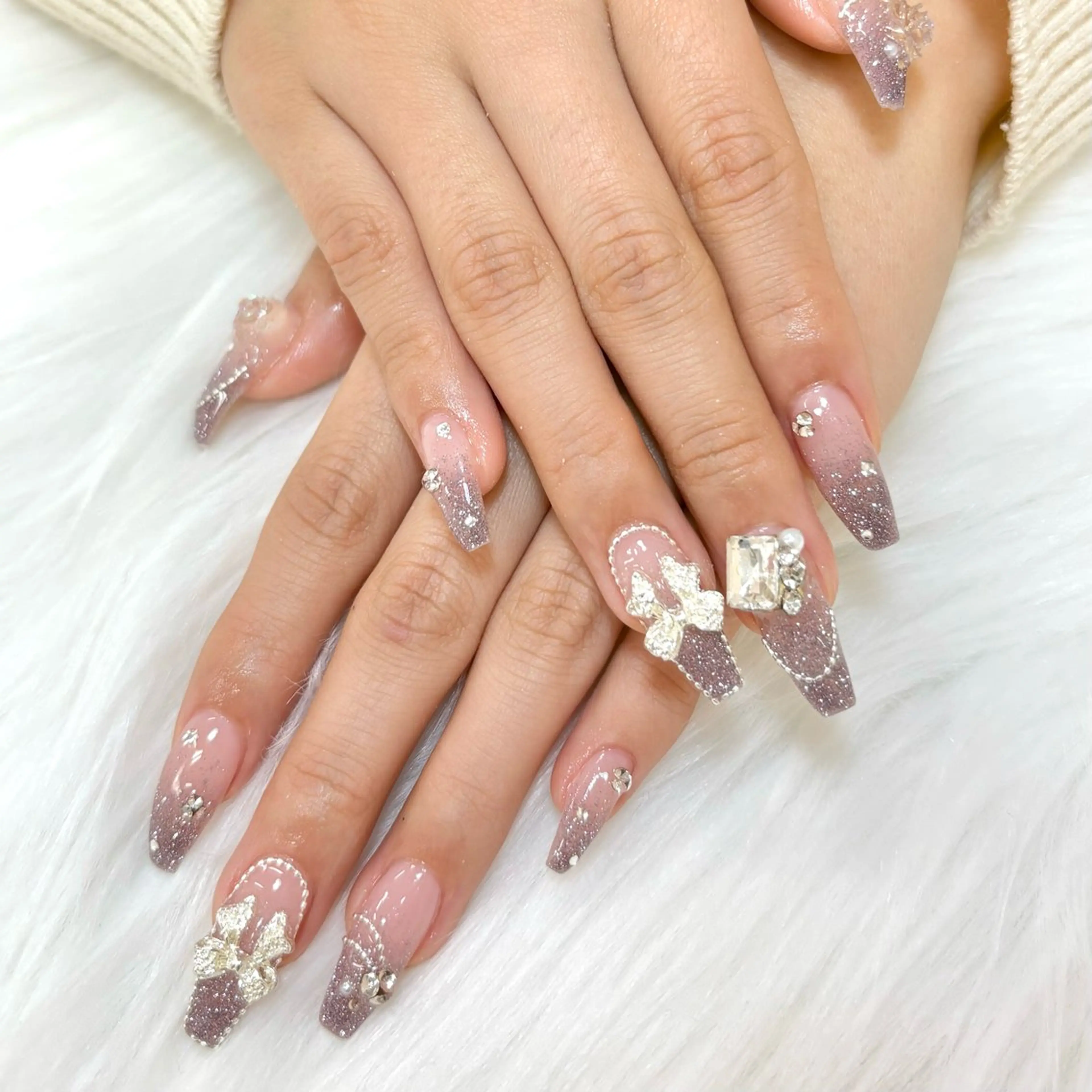 ネイル 成人式 ロングネイル NANA RIKOのエステ・リラクイメージ