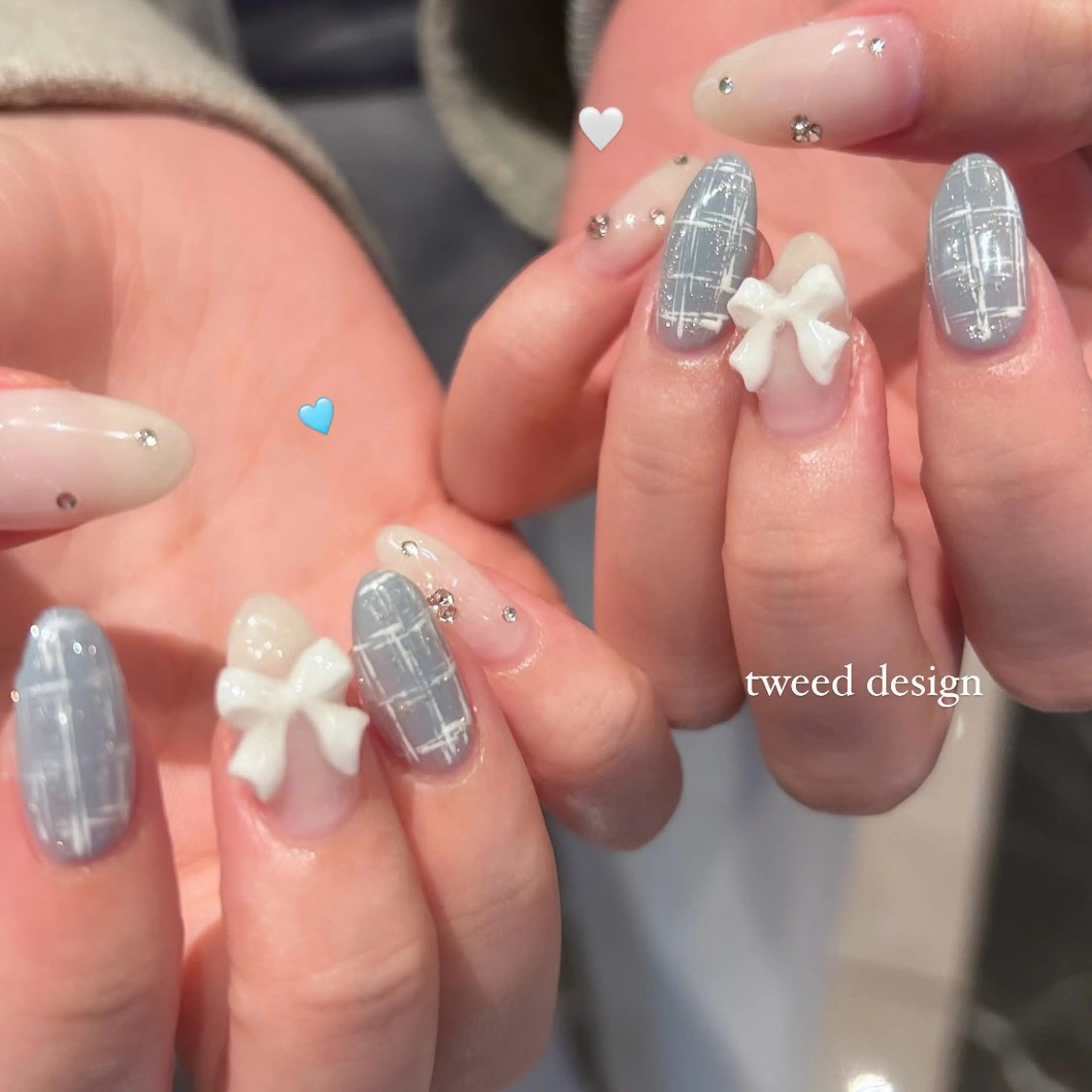 ネイル ハンドネイル EmaNail🎀 Haaruのネイルデザイン