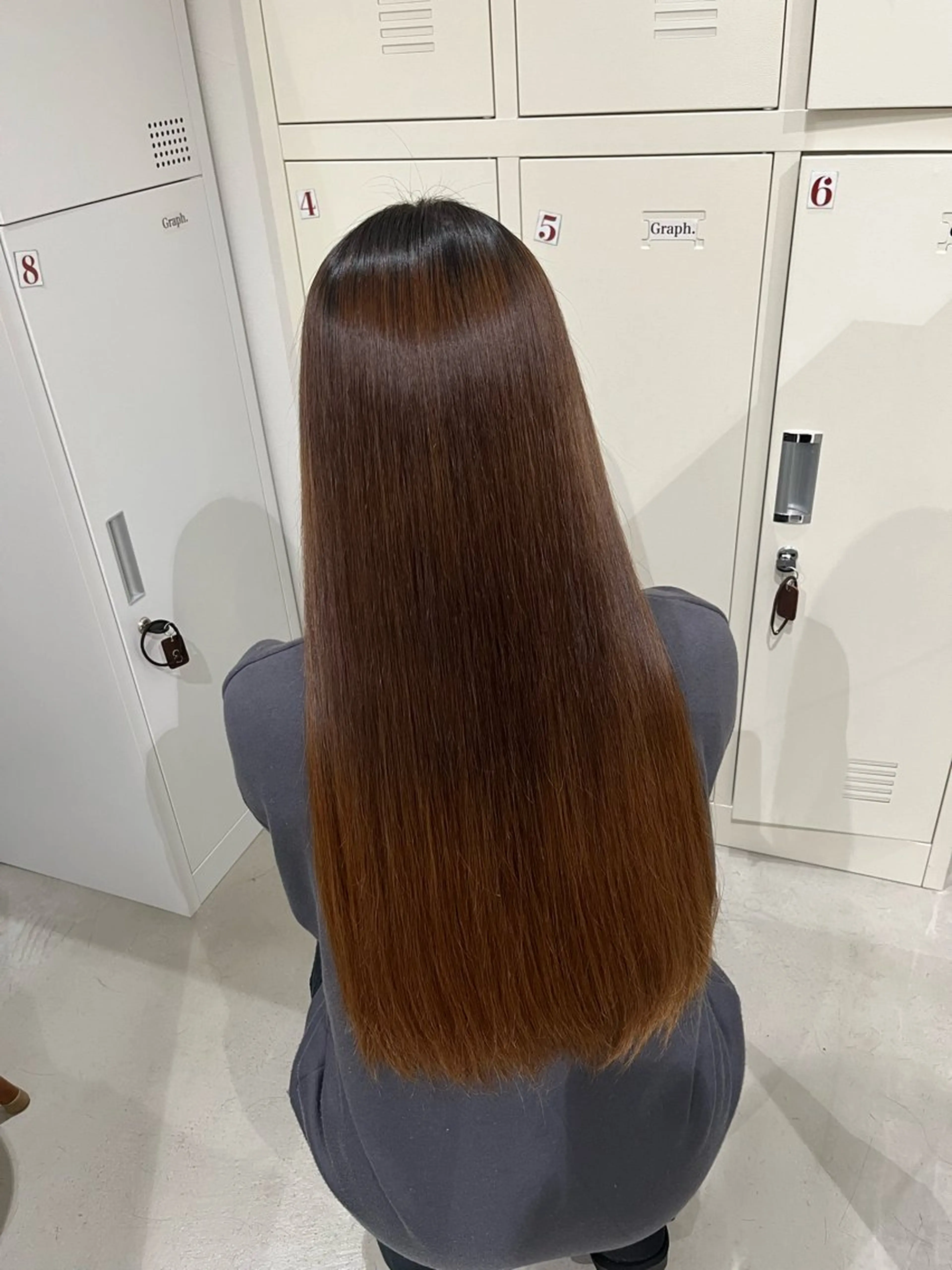 ロング 縮毛矯正 原口 桃歌のヘアスタイル