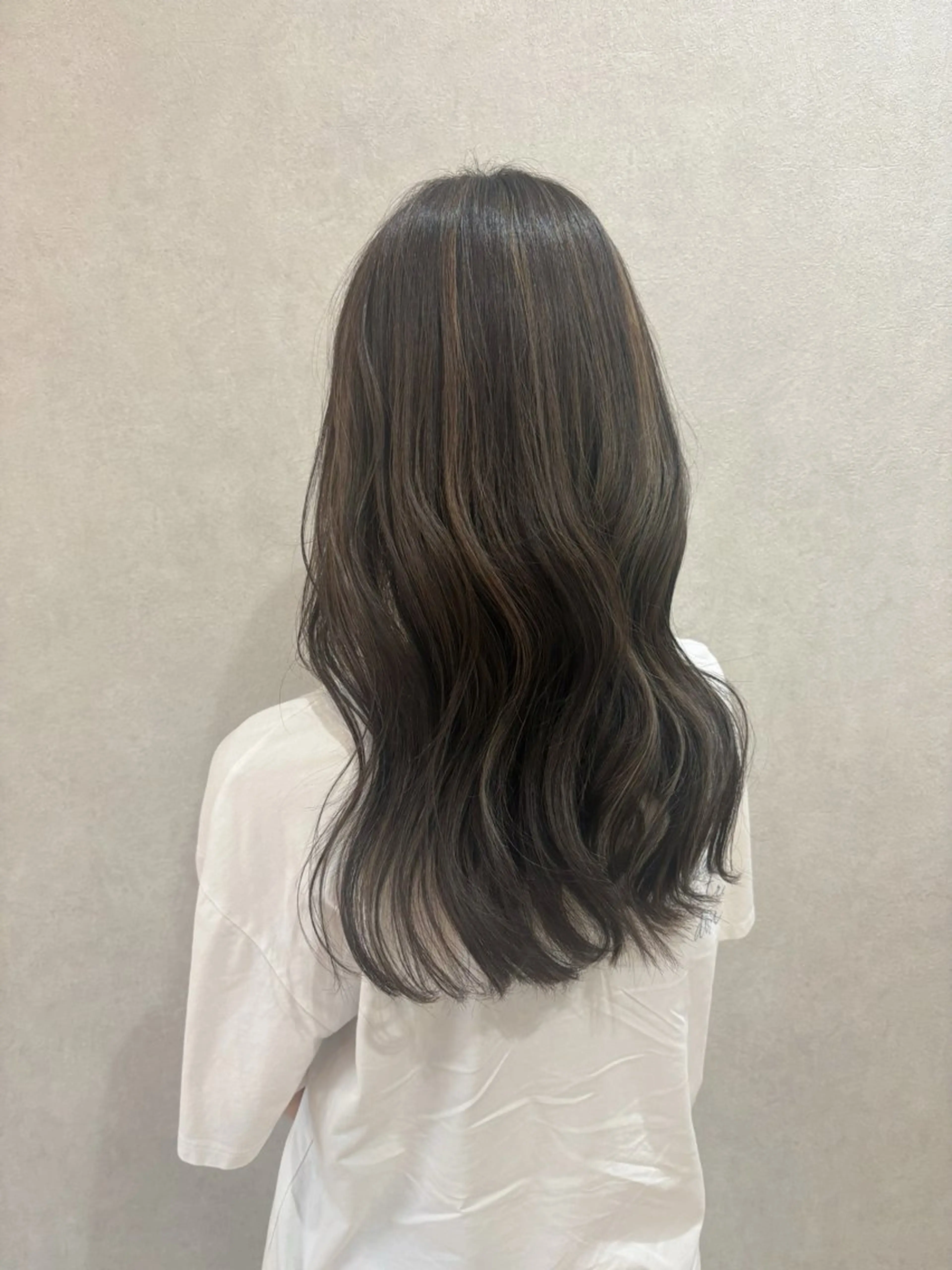 ロング カラー ハイライトカラー ハイライト 中澤 壱太のヘアスタイル