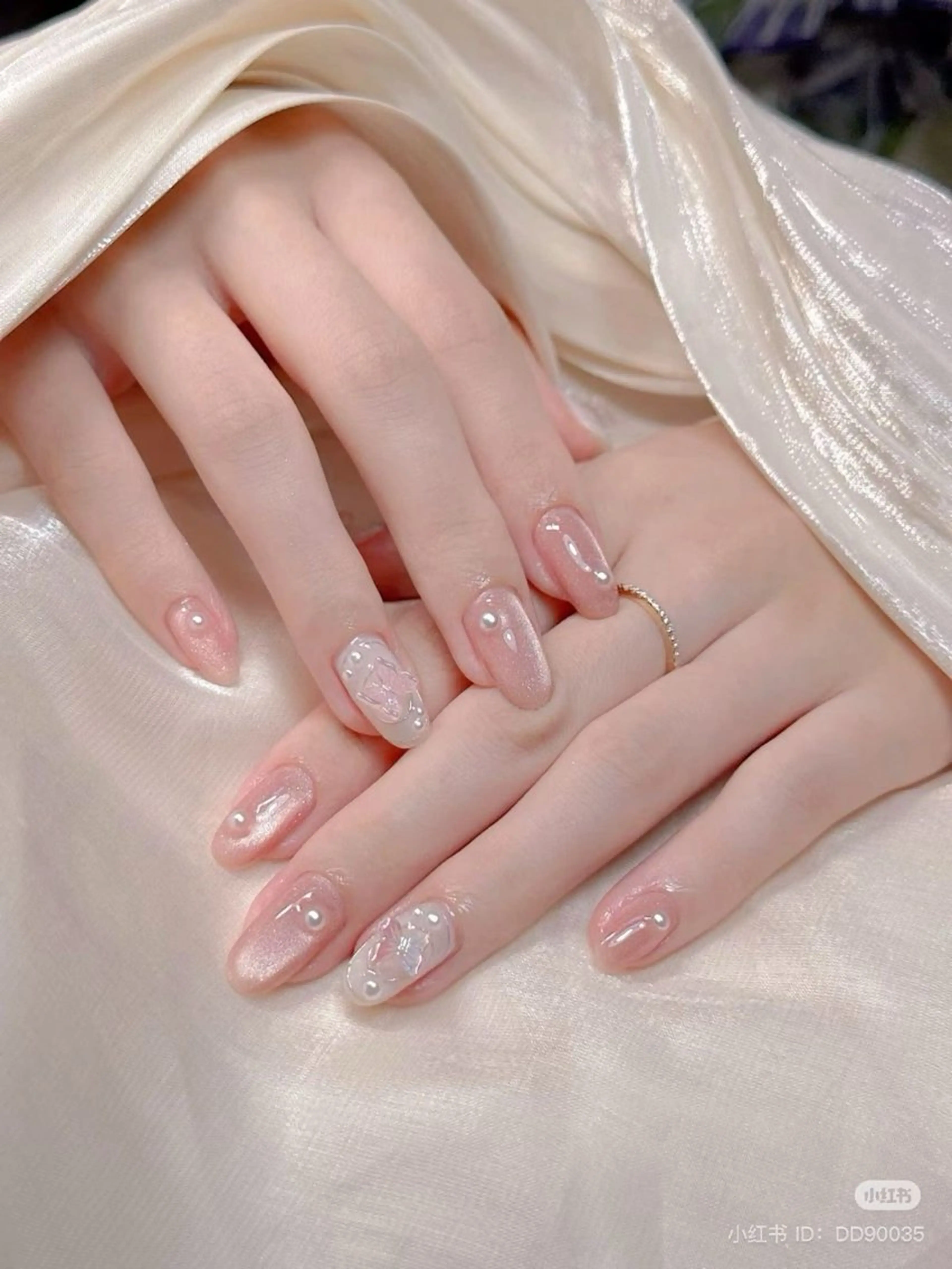 ネイル 韓国ネイル マグネットネイル 持ち込み ハンドネイル EMI ANA.CHUOのネイルデザイン