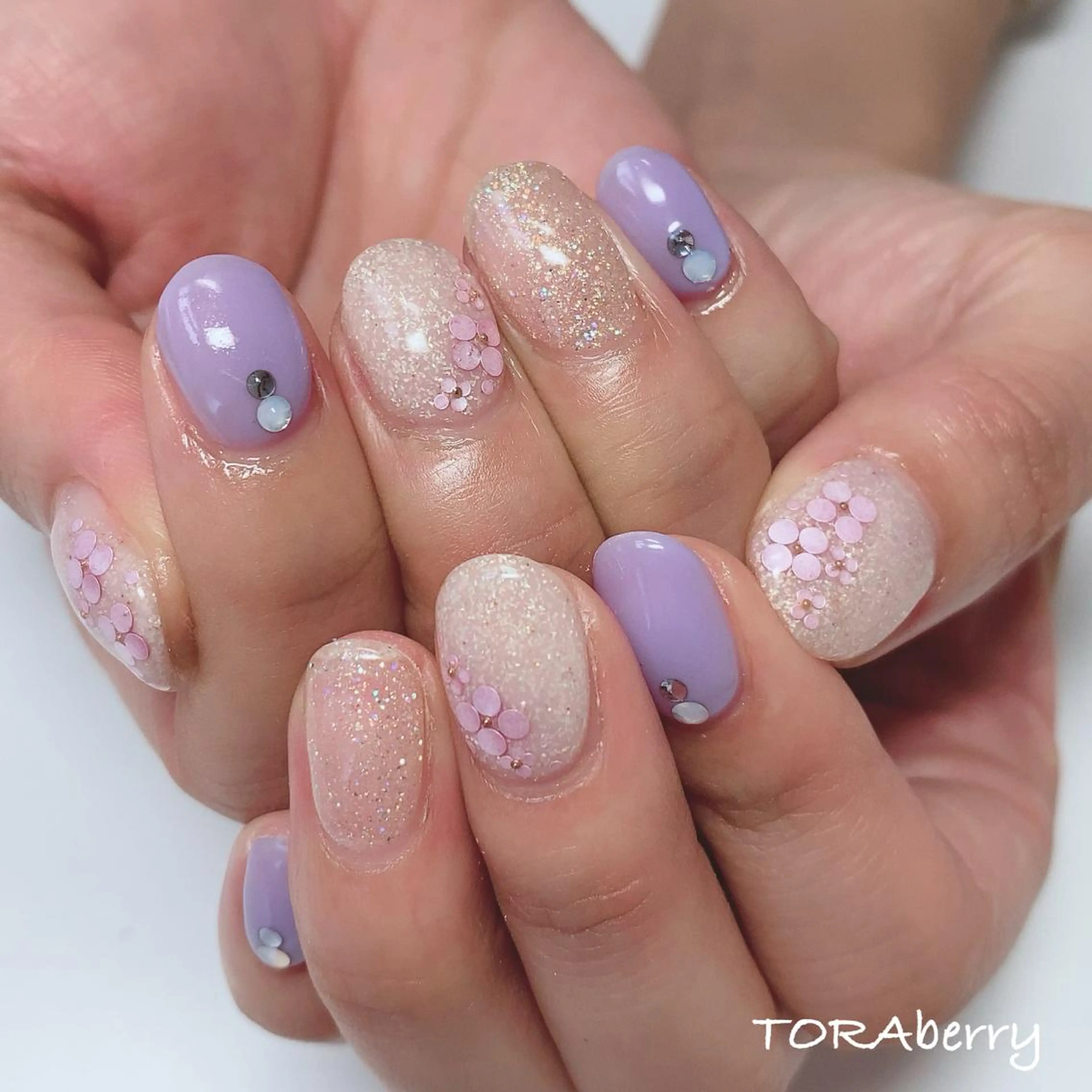 ネイル ハンドネイル ネイリスト なつみのネイルデザイン