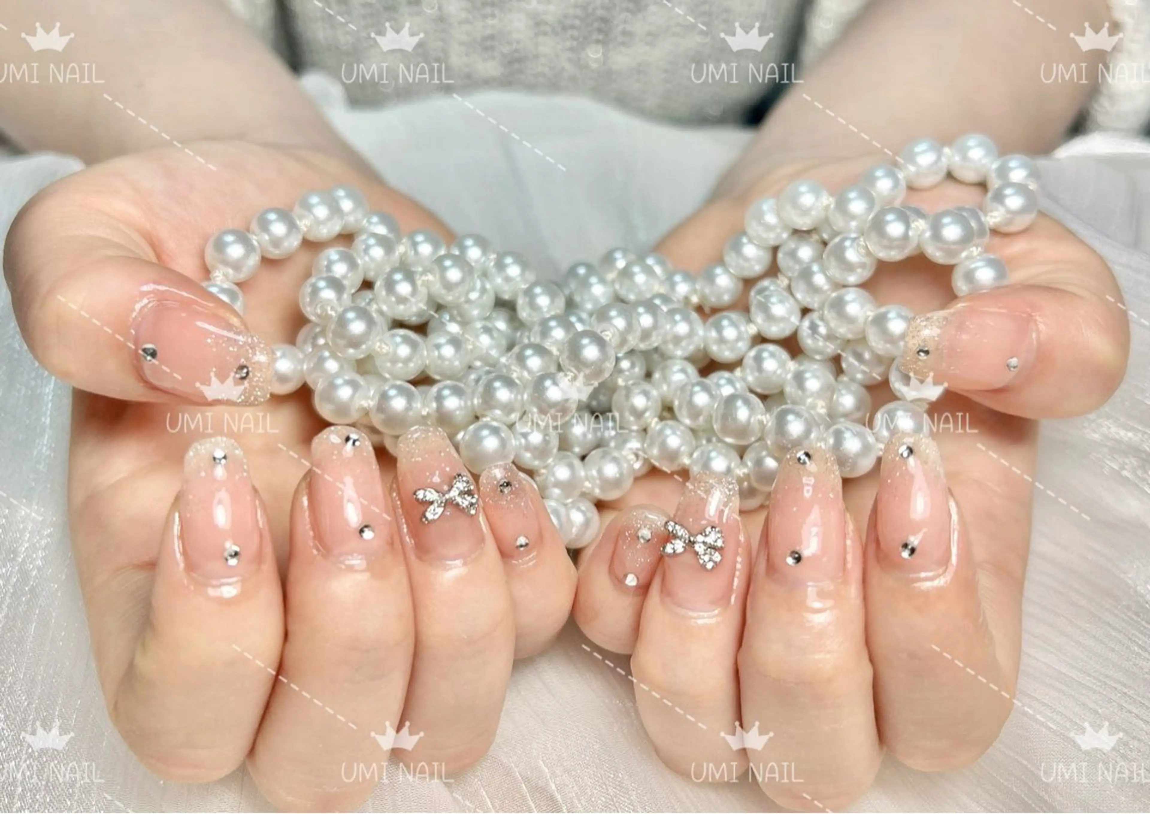 ネイル アートネイル ジェルネイル グラデーション 持ち込み オフィスネイル ハンドネイル ハンドケア LUXE NAIL SALONのネイルデザイン