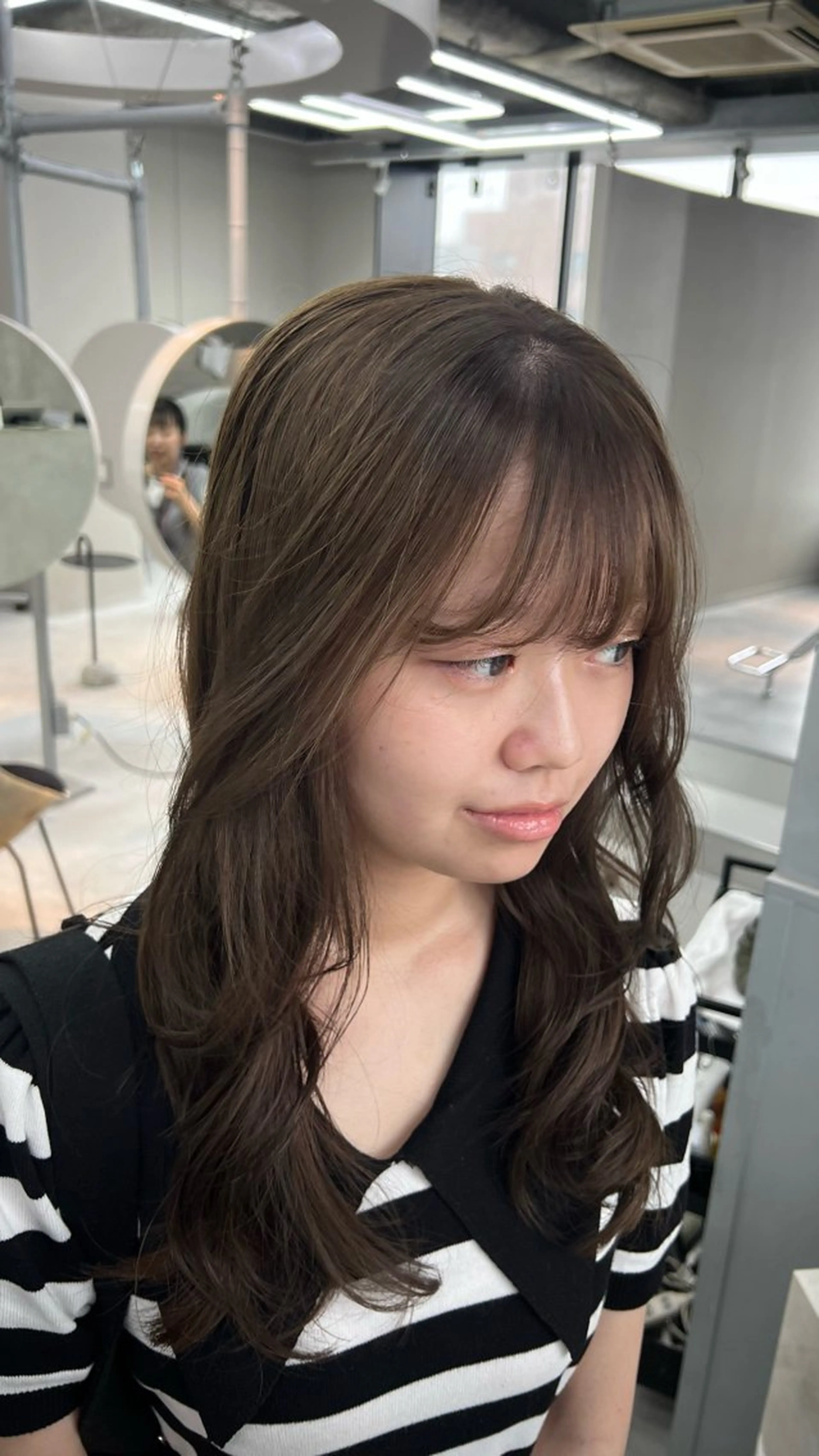 セミロング ヘアカラー SOL／ あづきのヘアスタイル