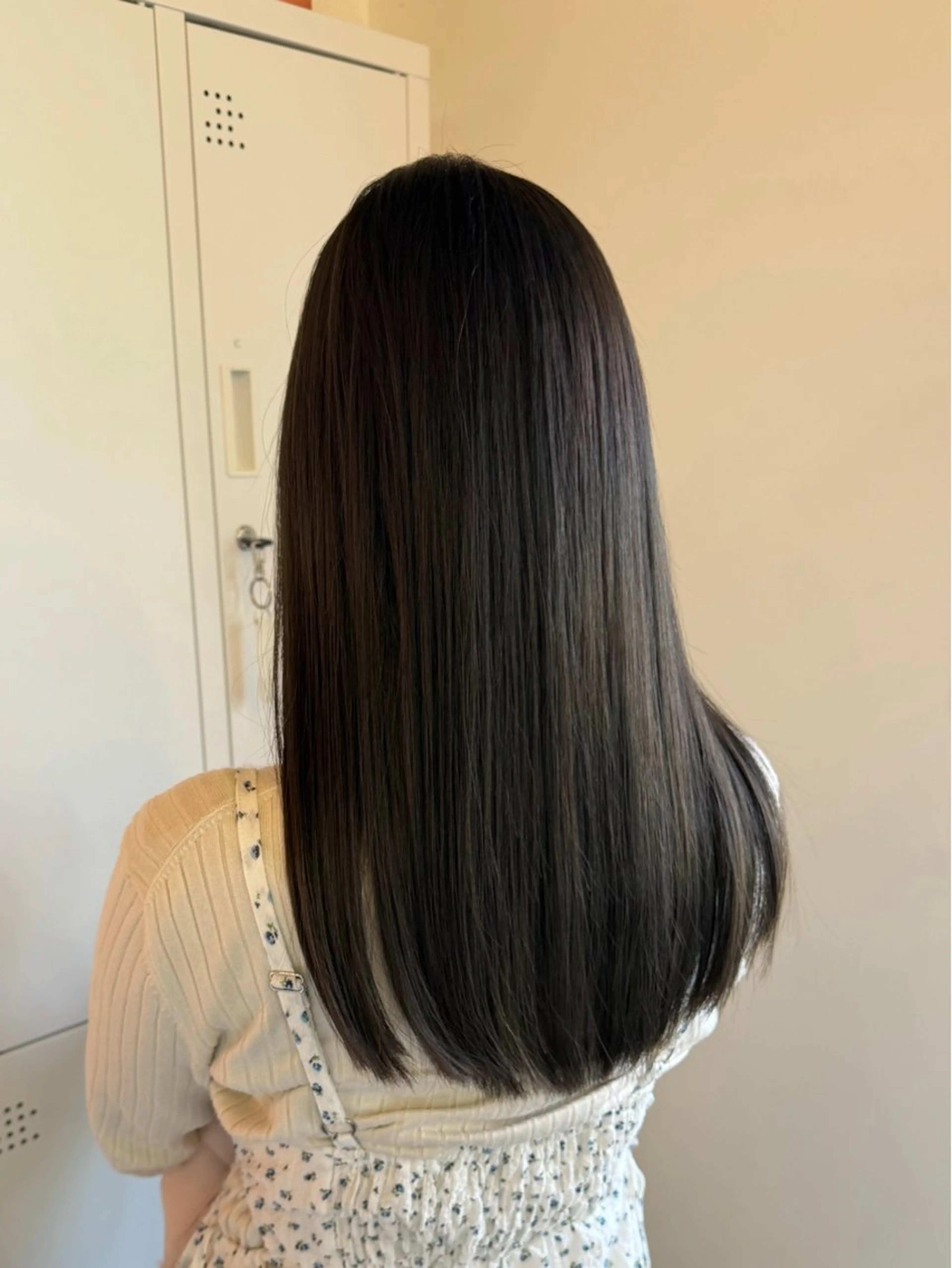 セミロング カラー ヘアアレンジ 髪質改善 トリートメント カット ヘアカラー トリートメント cher. naoのヘアスタイル