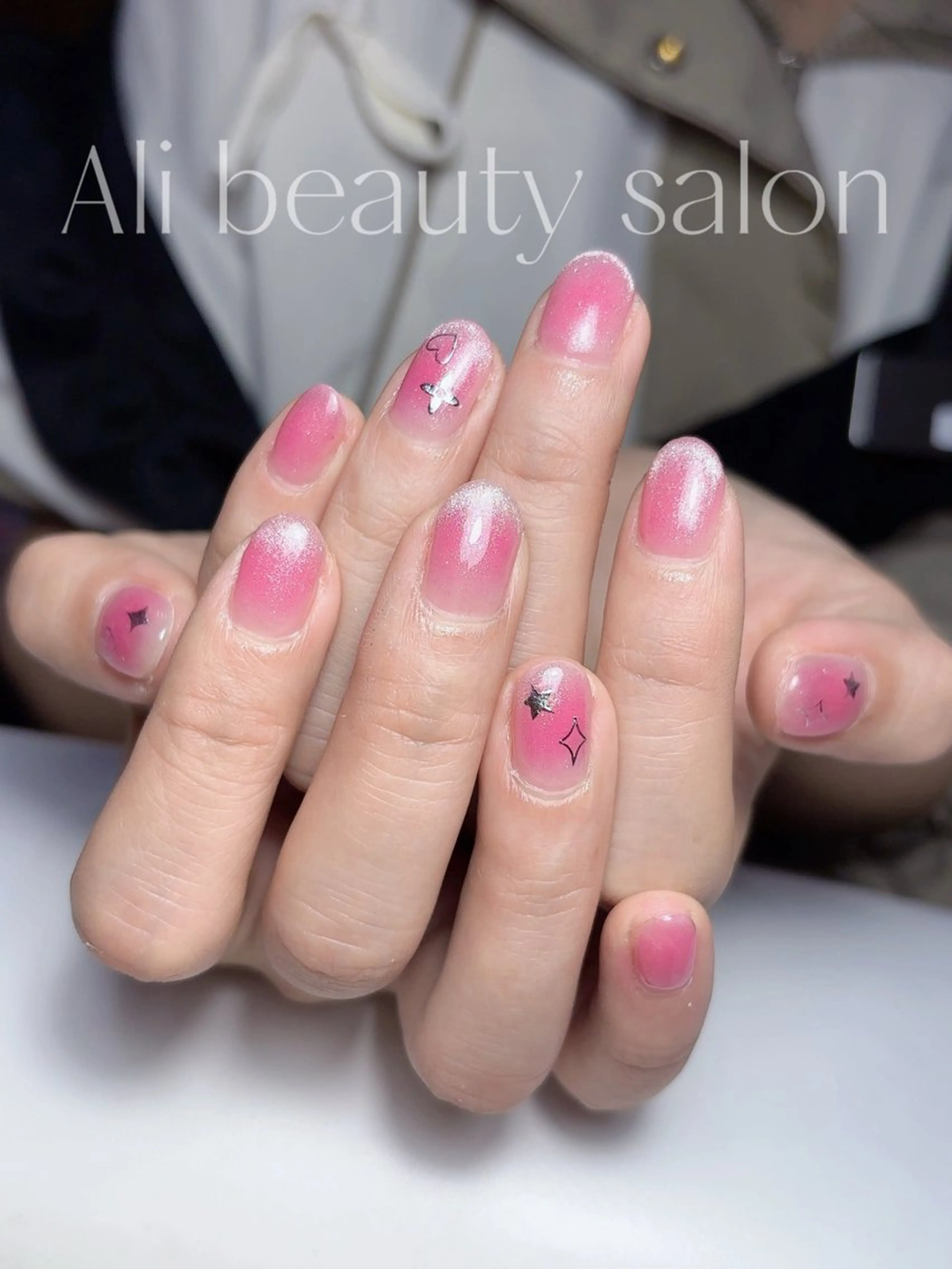 ネイル チークネイル フレンチネイル マグネットネイル マグネットフレンチ ハンドネイル Ali 新小岩 ネイル専門のネイルデザイン