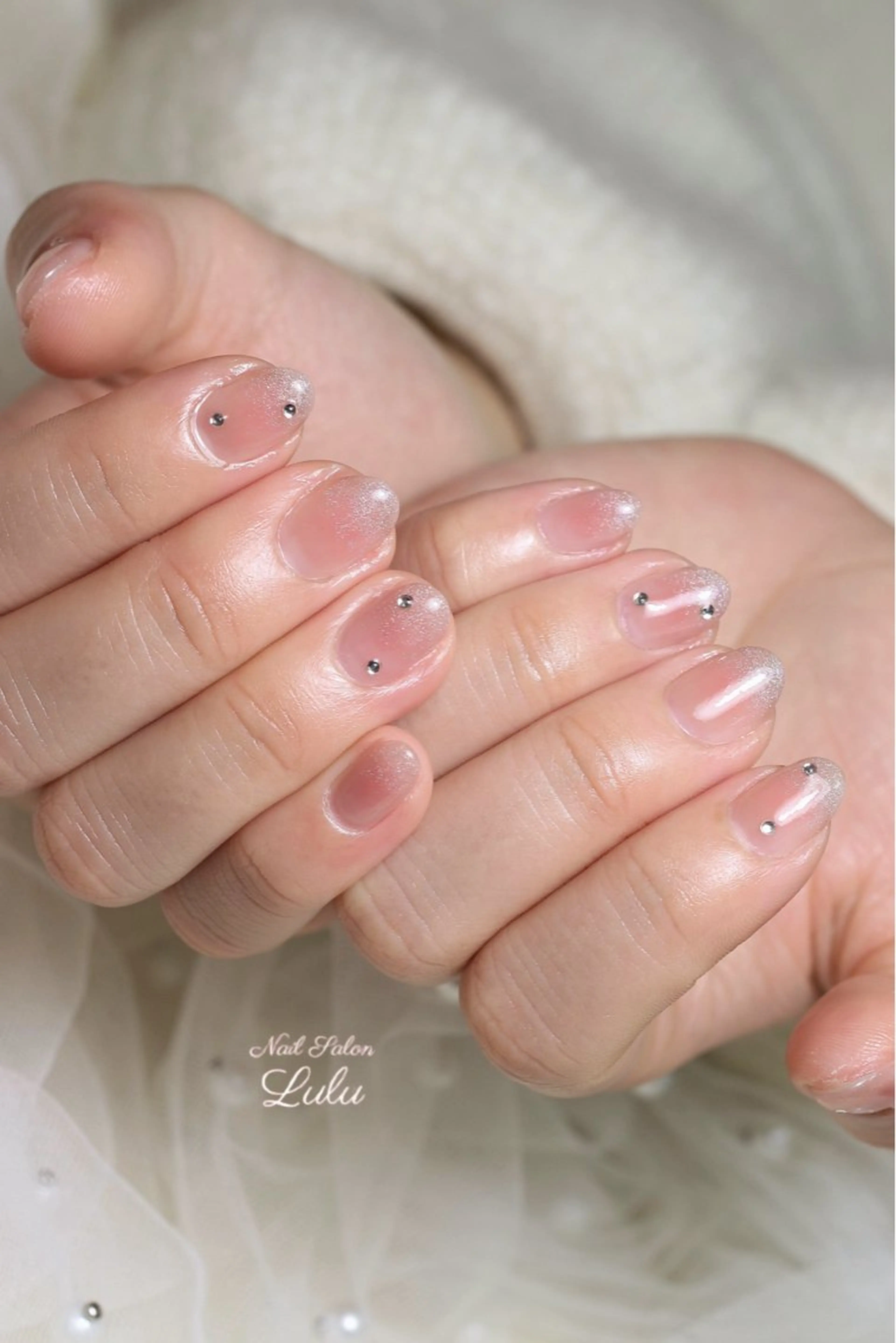 ネイル チークネイル キラキラネイル マグネットネイル ハンドネイル Lulu nail salon 南堀江店所属・西村 あやかのネイルデザイン