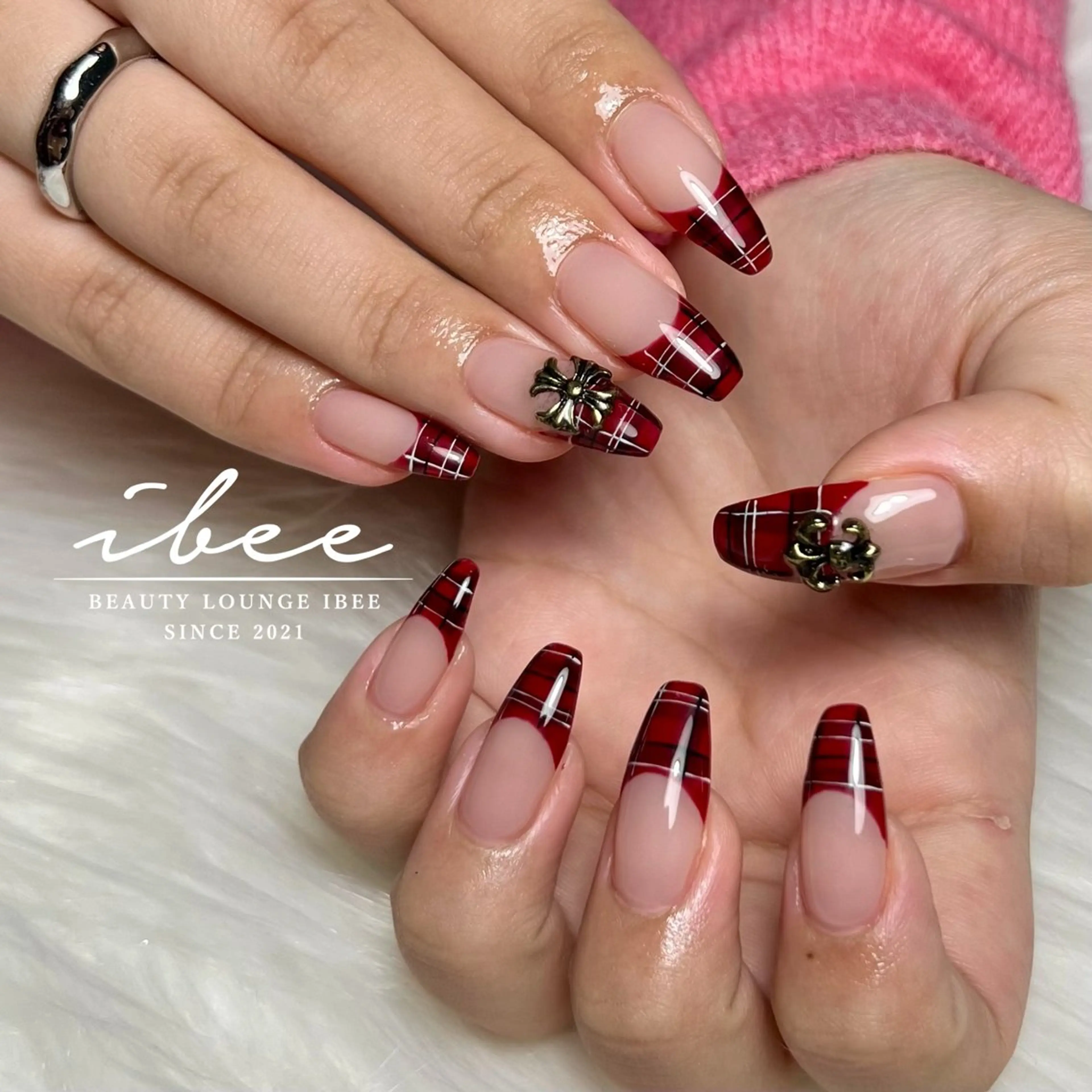 ネイル ibee nail 🤍yumiのネイルデザイン