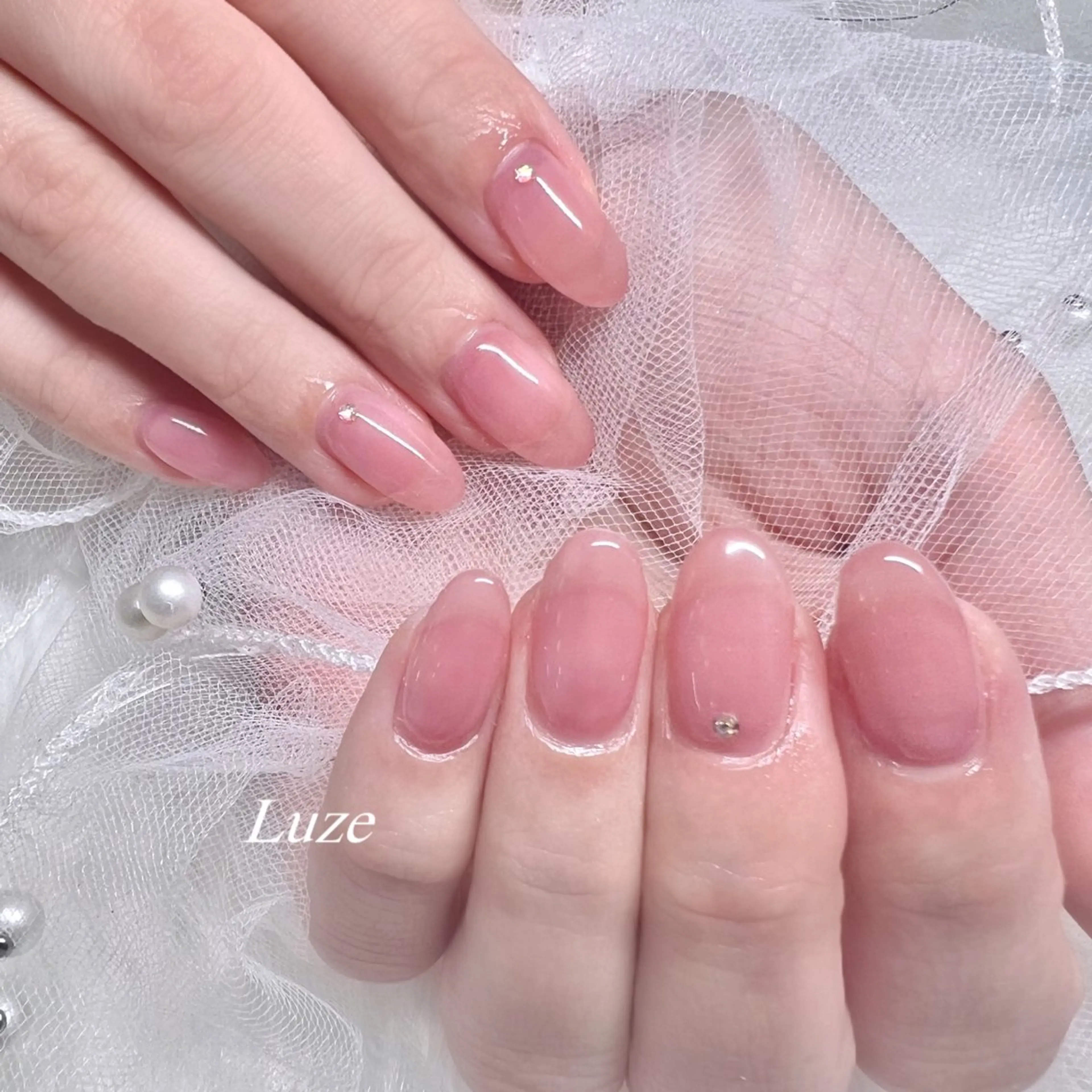 ネイル Luze Whitening&Nail care所属・Luze 泉 明日花のネイルデザイン