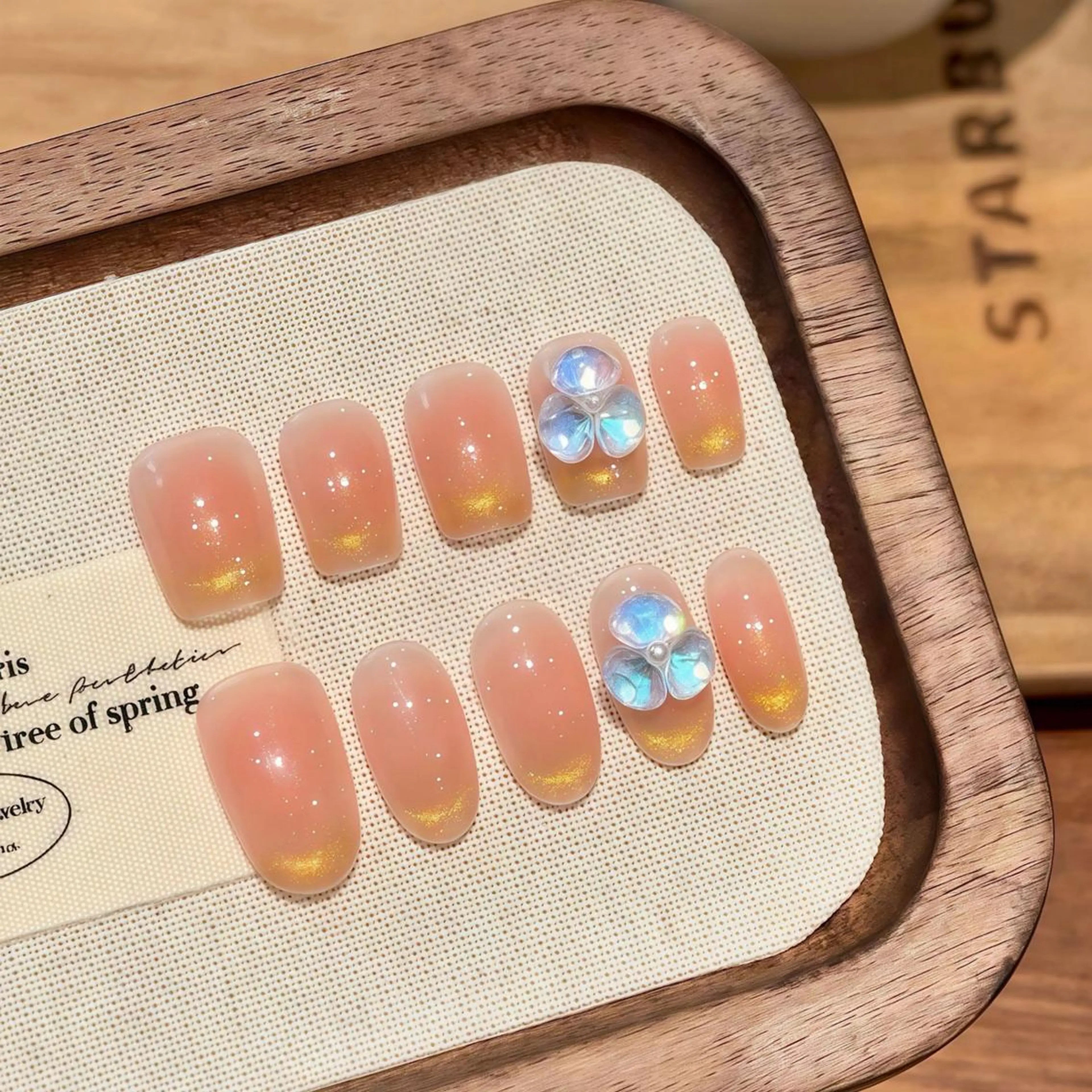 ネイル ジェルネイル スカルプネイル ネイルチップ ハンドネイル ハンドケア 🌸柚葉 🌸のネイルデザイン