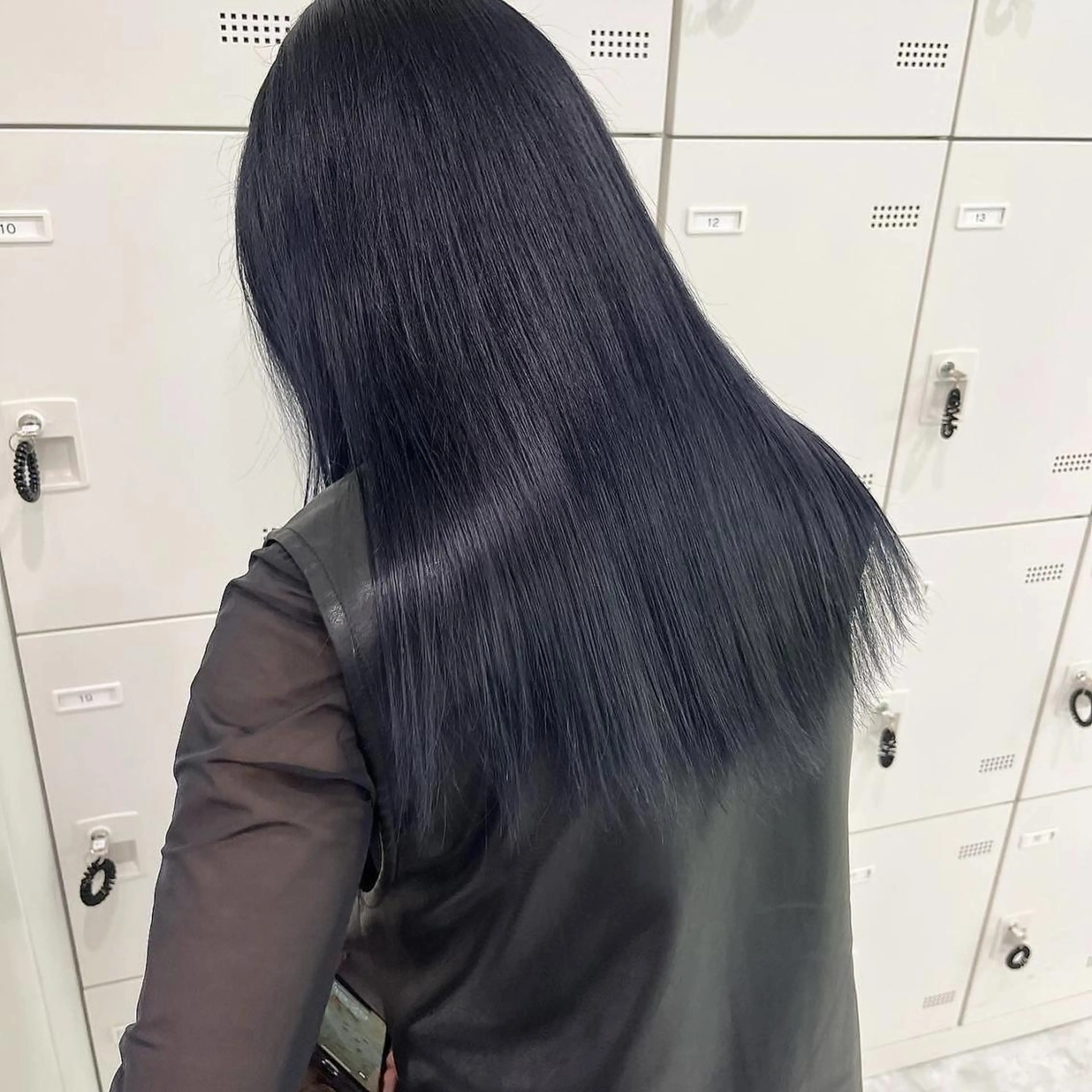 ロング カラー ヘアカラー トリートメント 🦋重くない暗髪🦋 Hana🦋のヘアスタイル