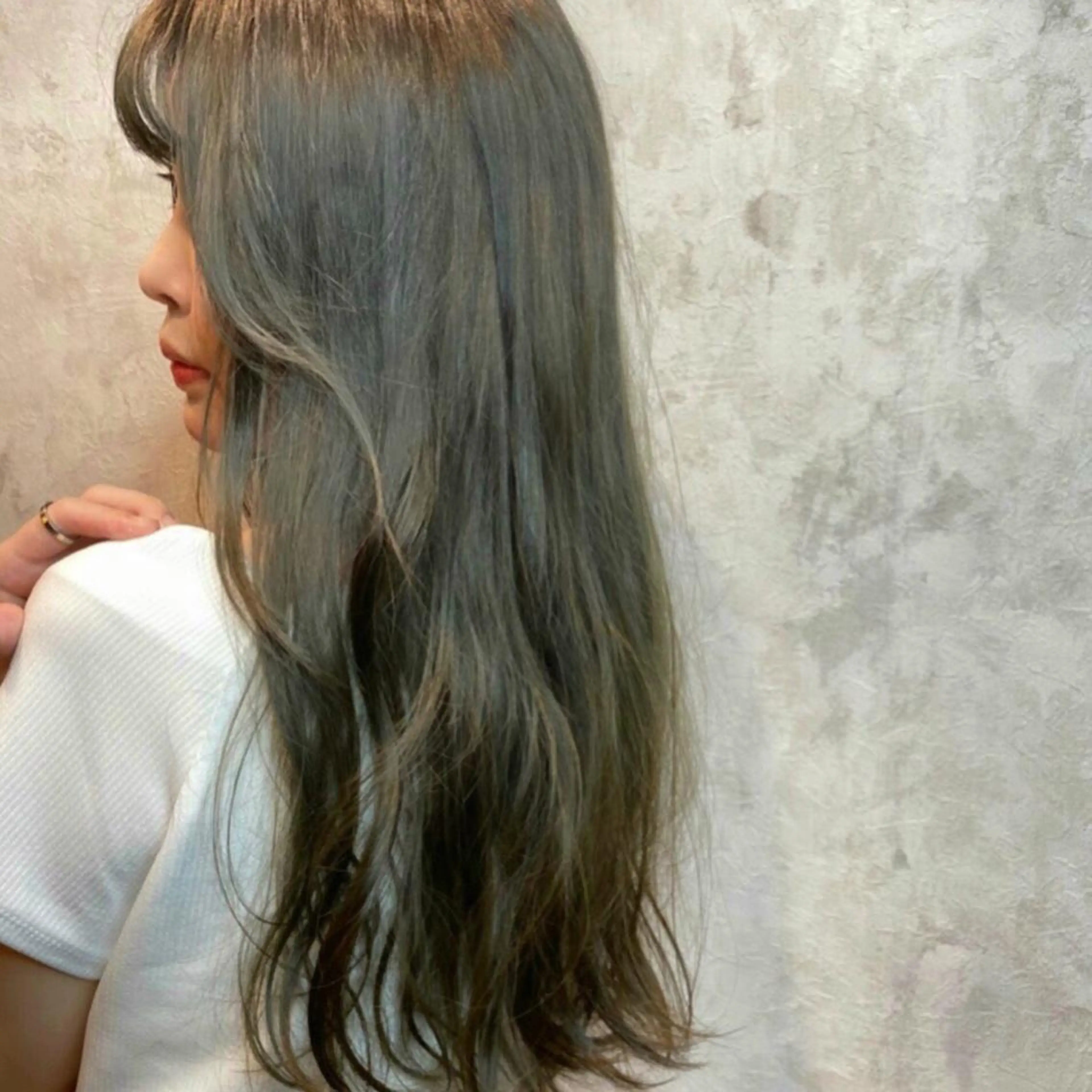 ロング カラー ヘアアレンジ アッシュ たなか ちあきのヘアスタイル