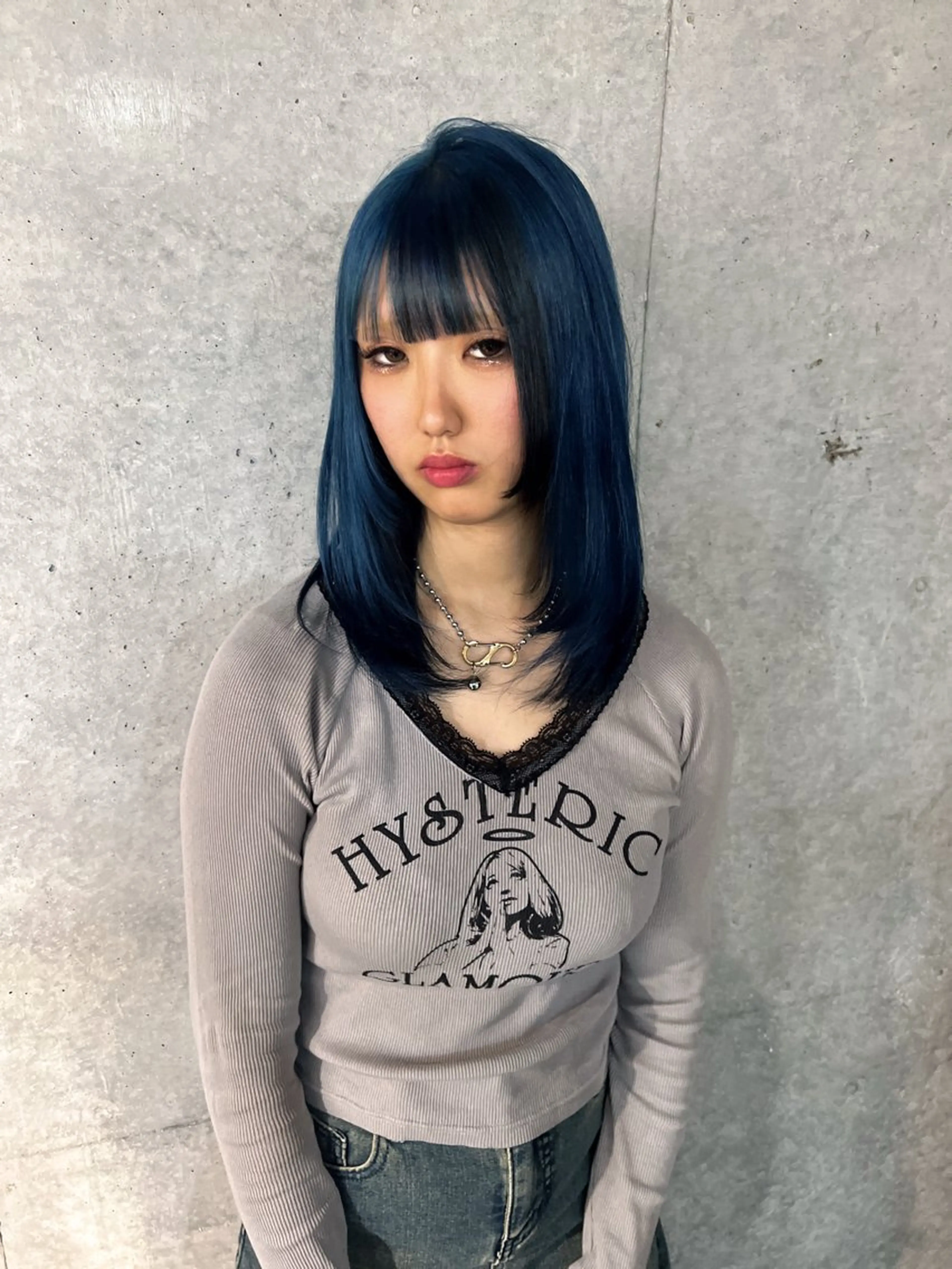 カラー はなえ/ブリーチ/複 雑履歴修正のヘアスタイル