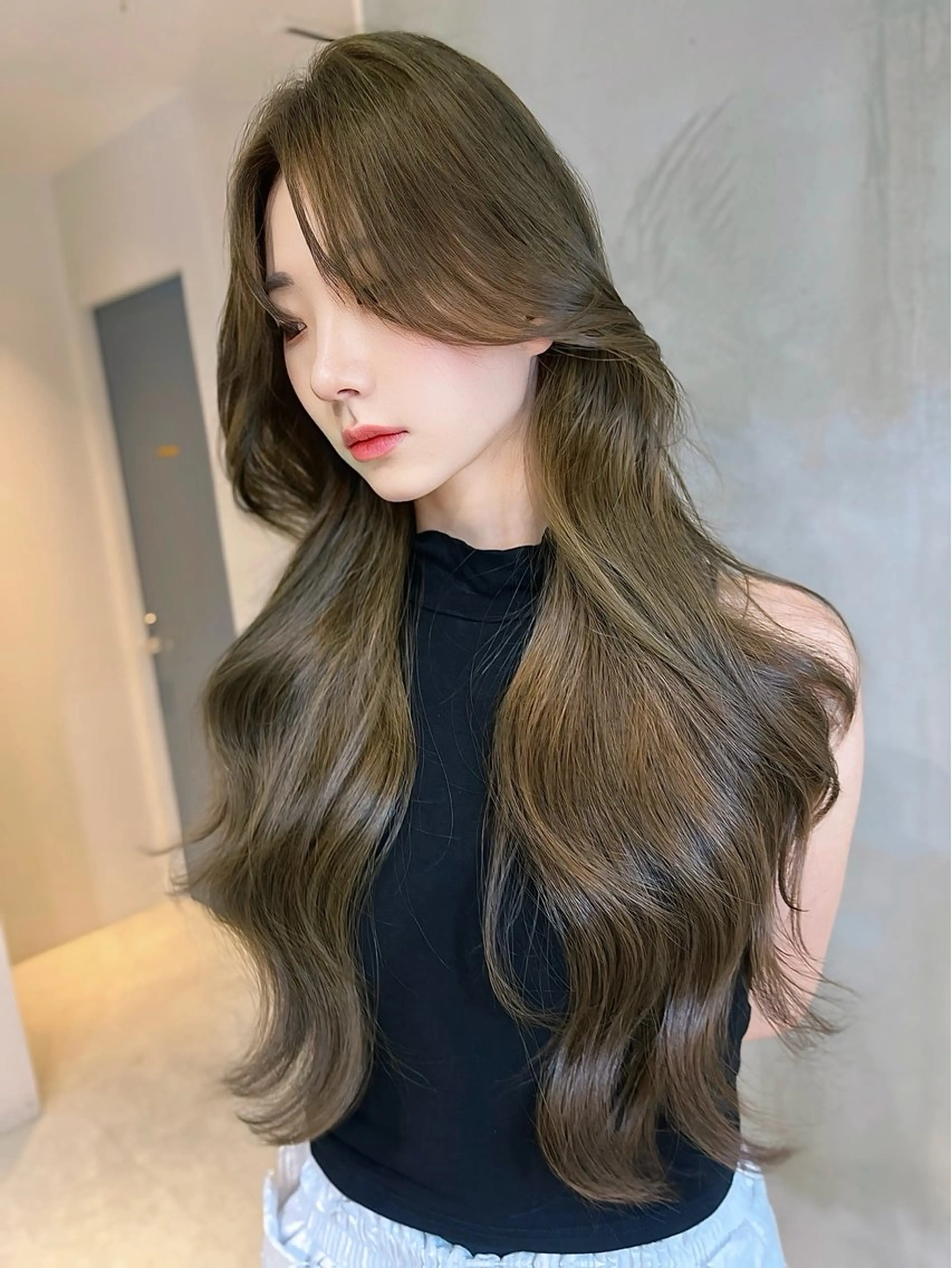 ロング カット ヘアカラー トリートメント 海野翔吾🇨🇳 ワンホンレイヤーのヘアスタイル