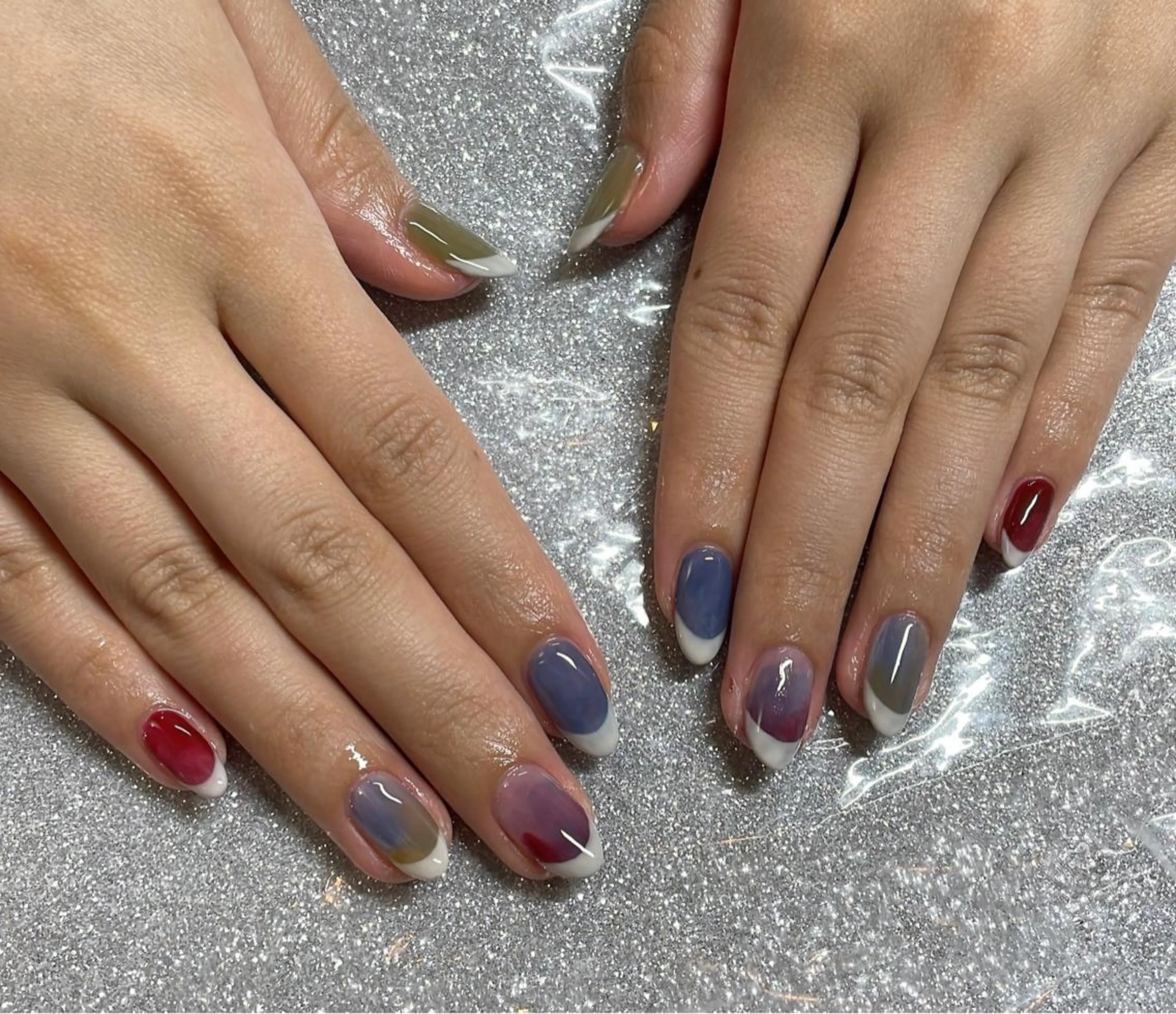 ネイル ハンドネイル VIERU 🌈🎀💖のネイルデザイン