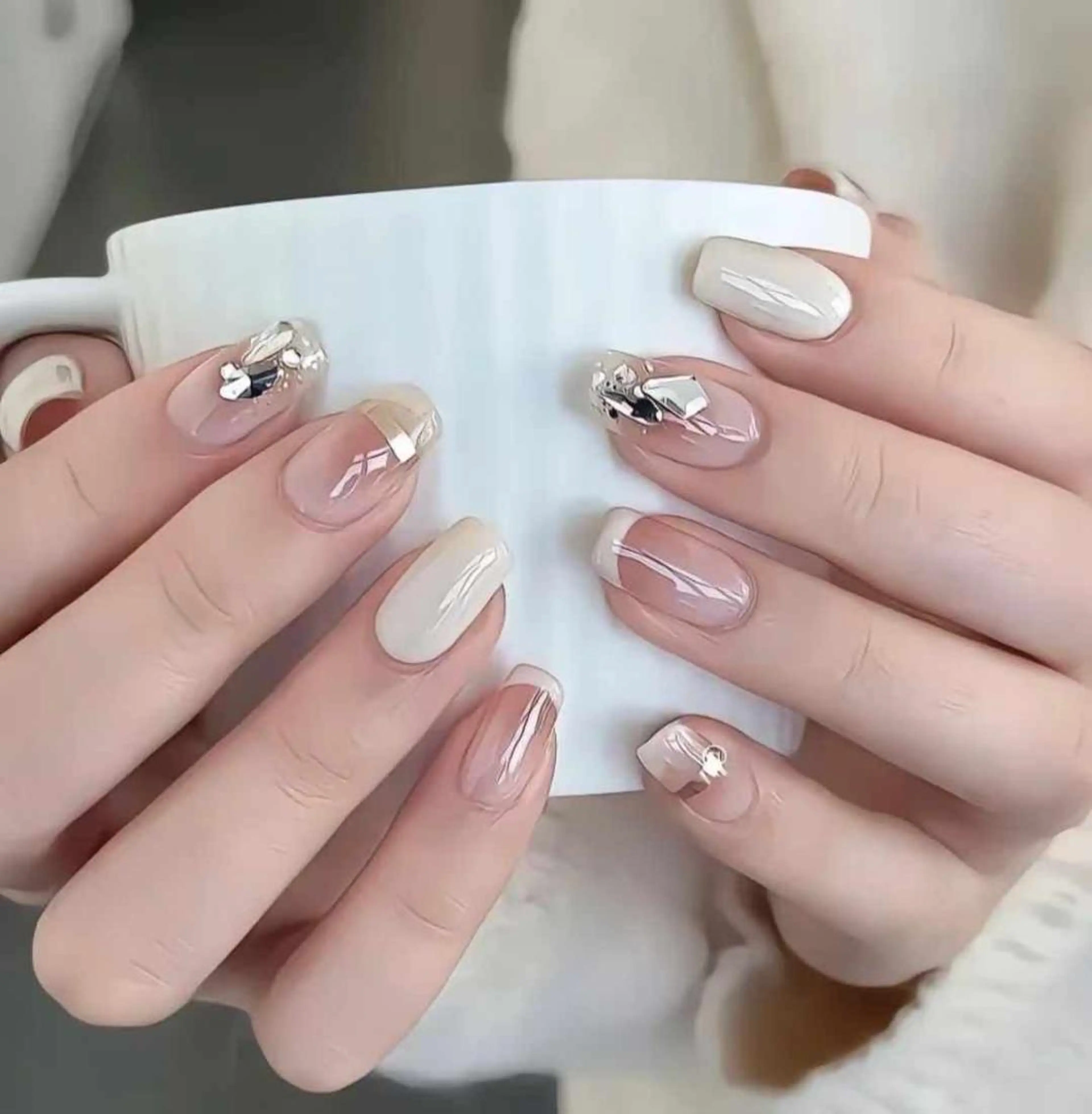 ネイル VIVIAN エイのネイルデザイン