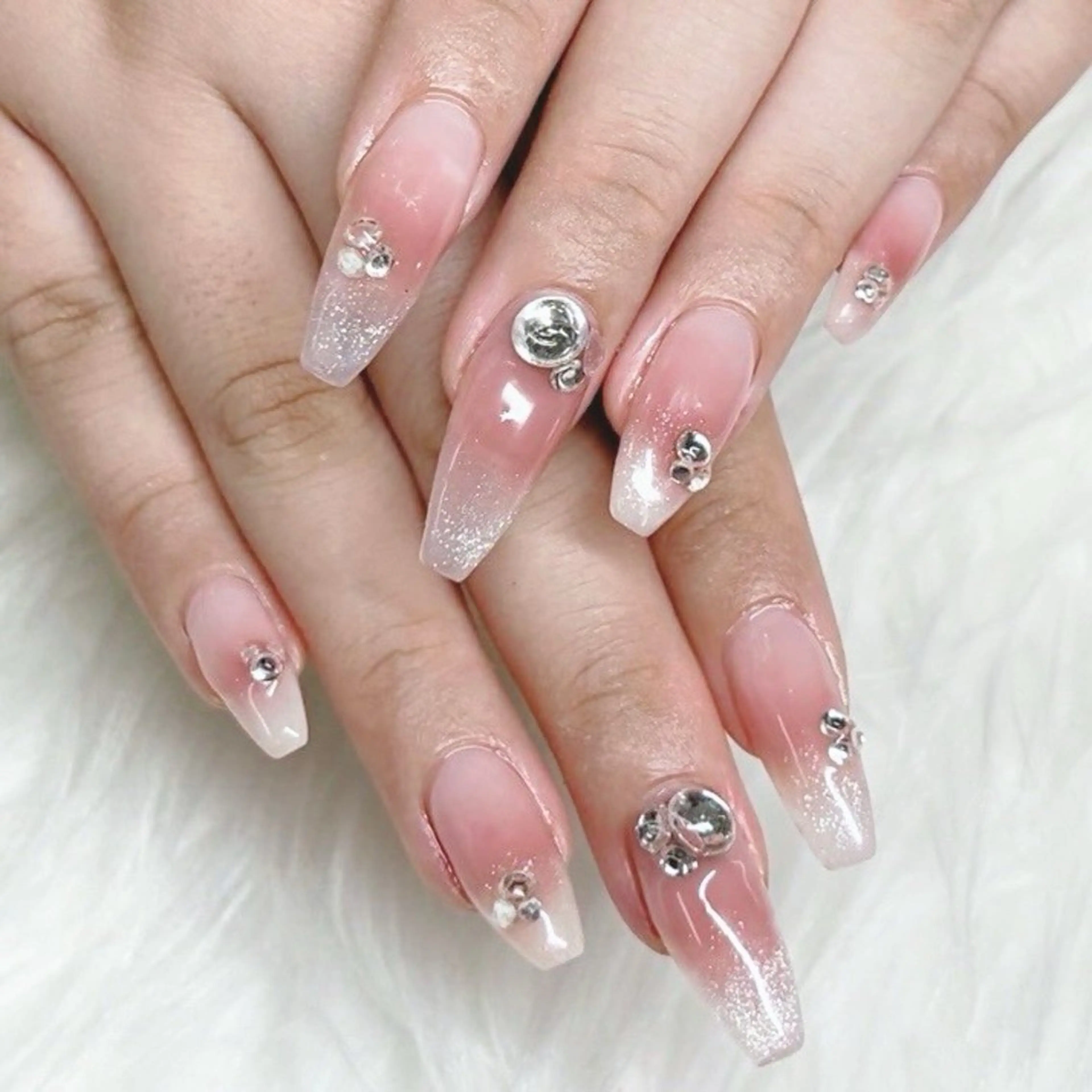 ネイル ロングネイル スカルプネイル シンプルネイル ネイルチップ ワンホンネイル ハンドネイル Nail lieNのネイルデザイン