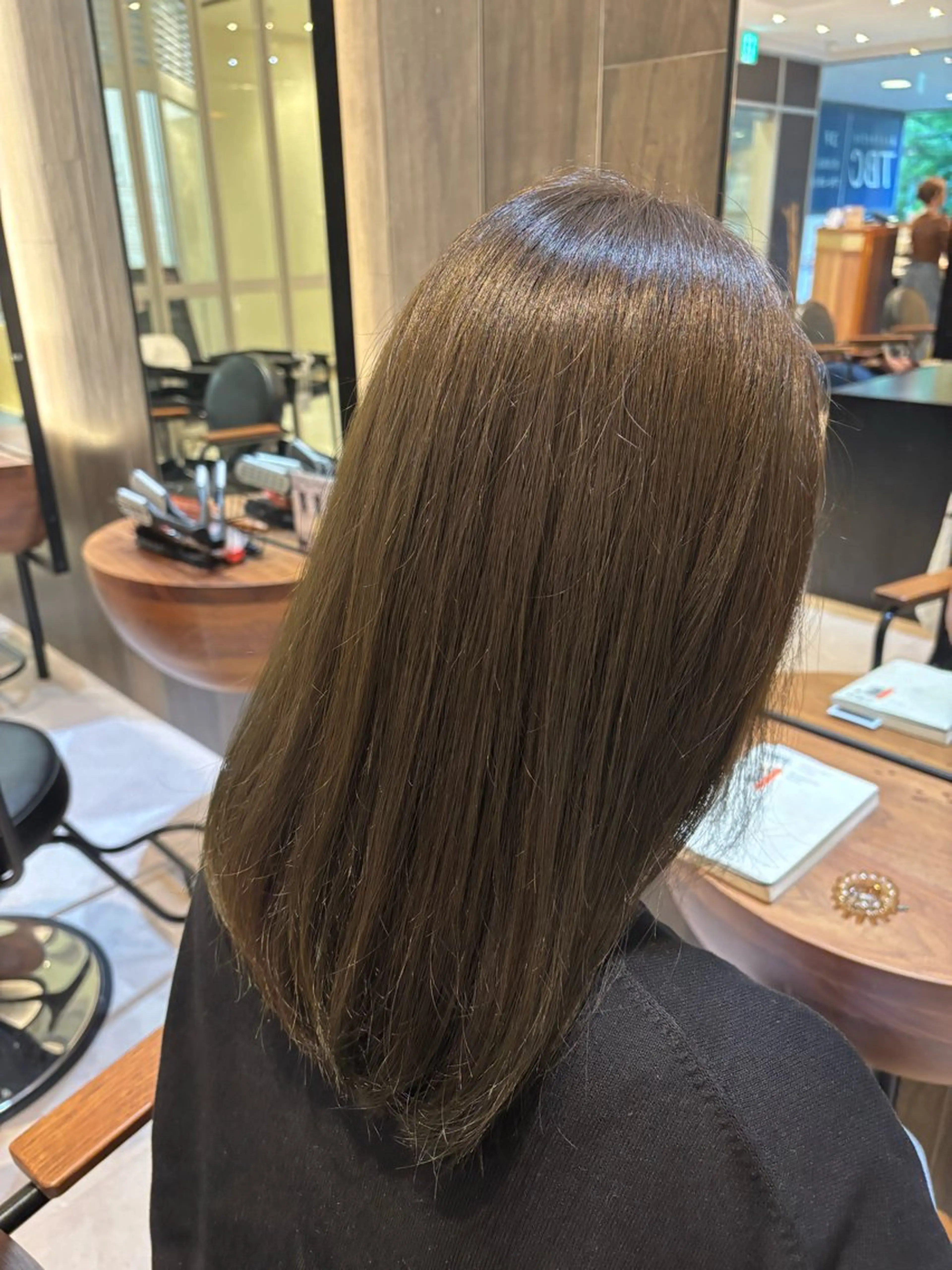 セミロング カラー グレージュ オリーブグレージュ オリーブグレー カラー/髪質改善 トリートメント/優果のヘアスタイル