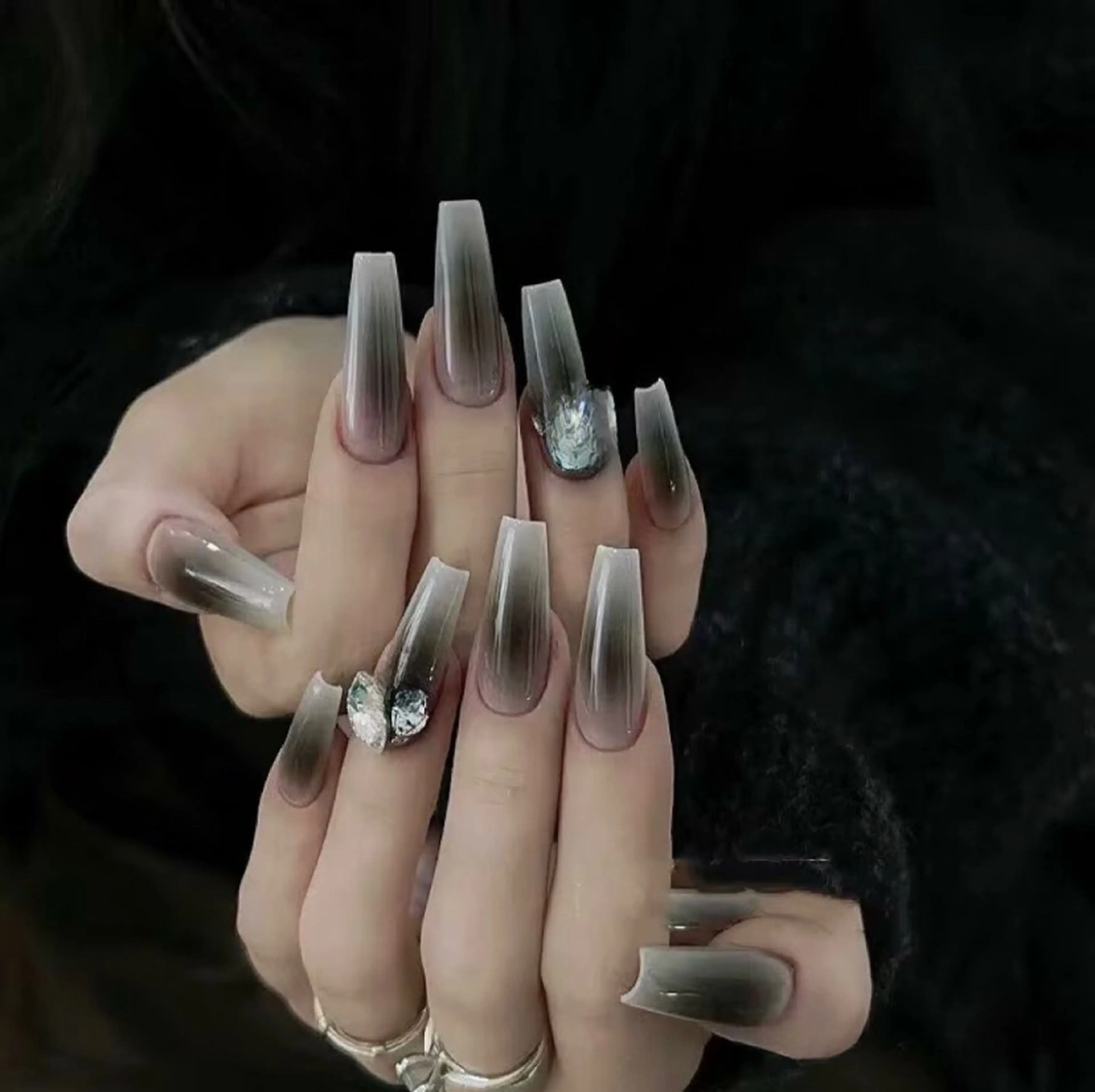 ネイル オーロラネイル チークネイル 長さ出し フットネイル フレンチネイル AND Nail 長さだし専門新宿店のネイルデザイン