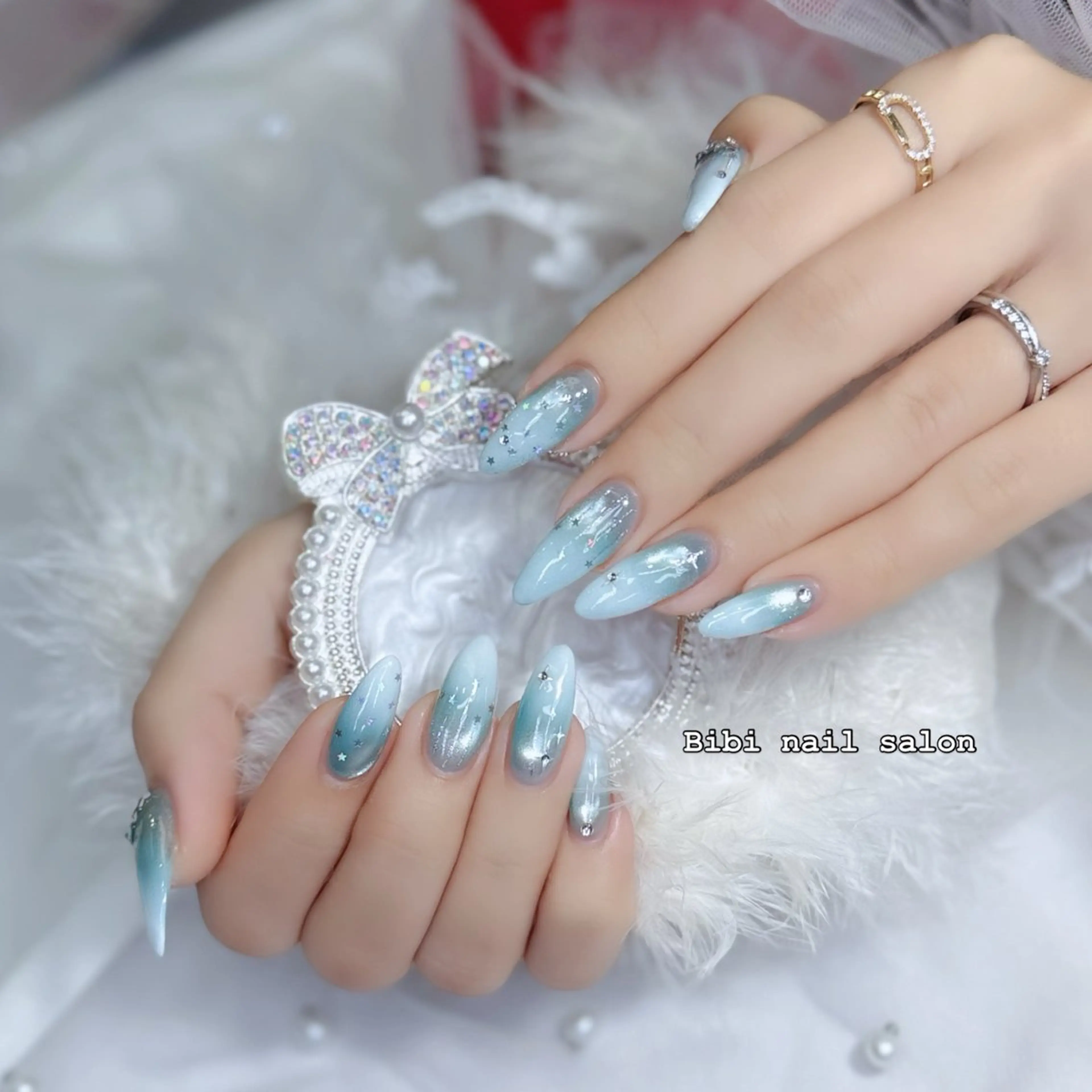 セミロング ハンドネイル Bibi beauty spa Osaka所属・Bibi nail Osakaのネイルデザイン