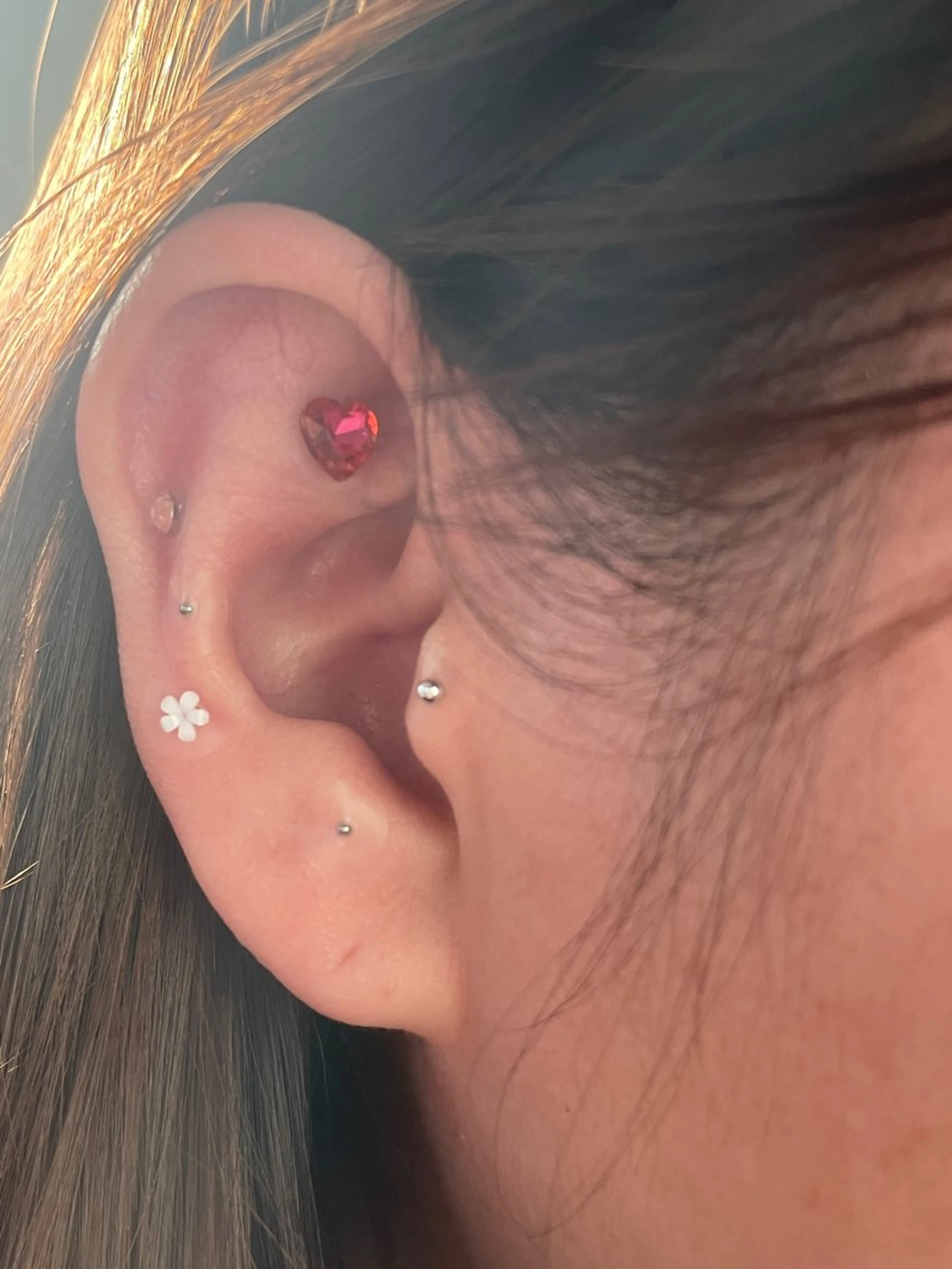 耳つぼジュエリー【シンプル】の写真
