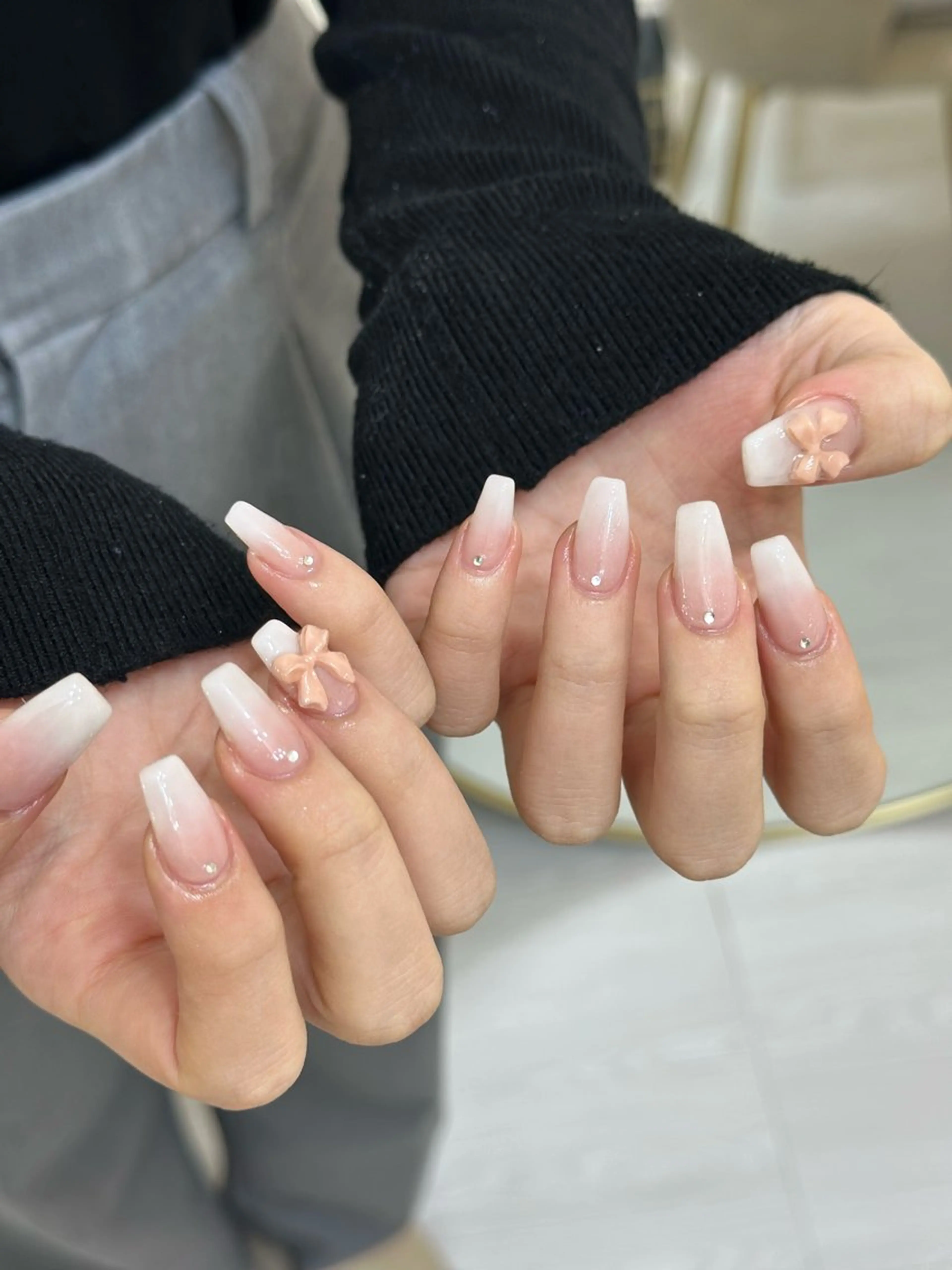 ネイル ハンドネイル Elegancia. Hiromiのネイルデザイン