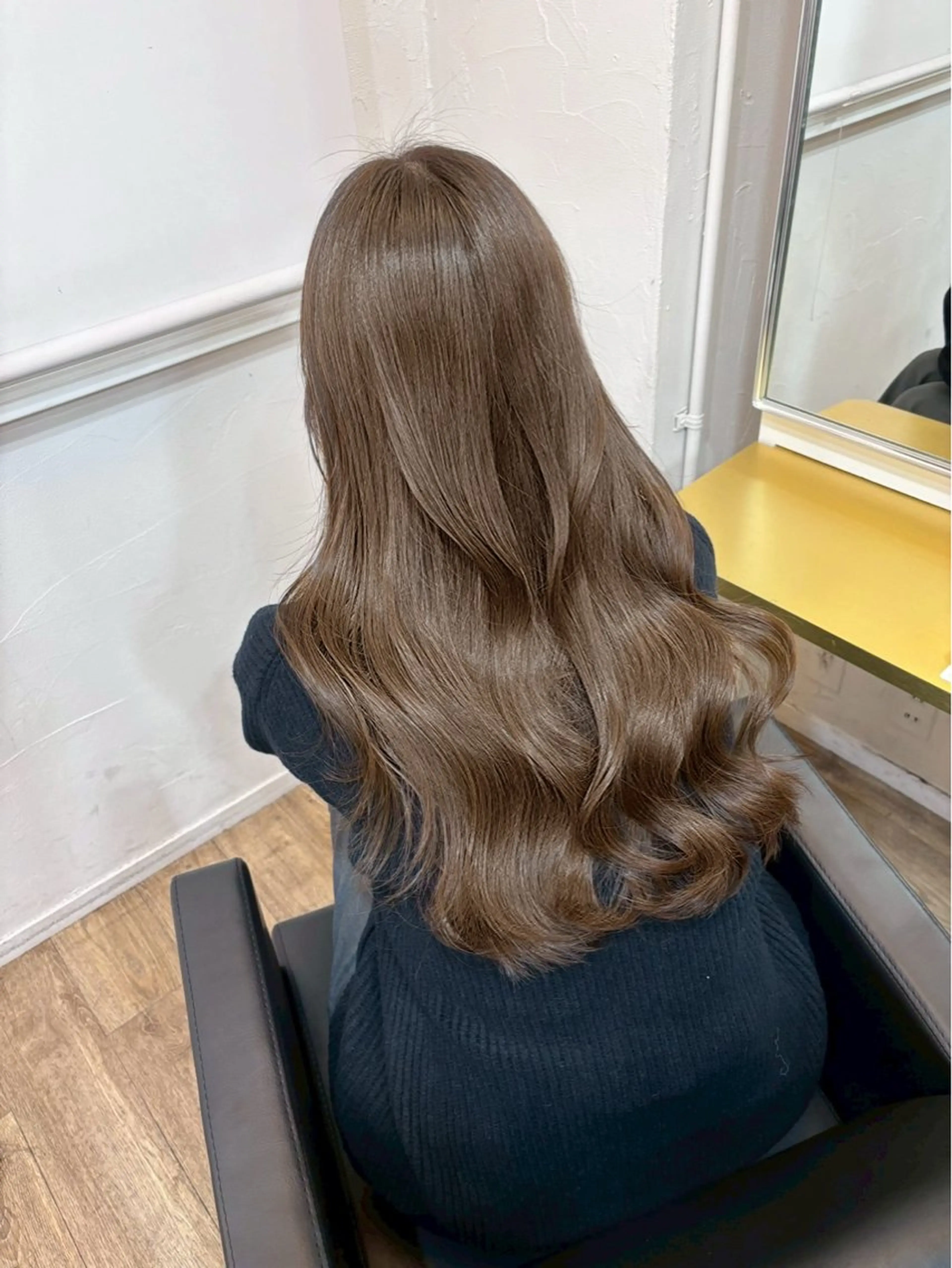 ロング カラー 透明感カラー トリートメント カット ヘアカラー トリートメント 透明感カラー特化/ ベージュ/梅田/英輝のヘアスタイル