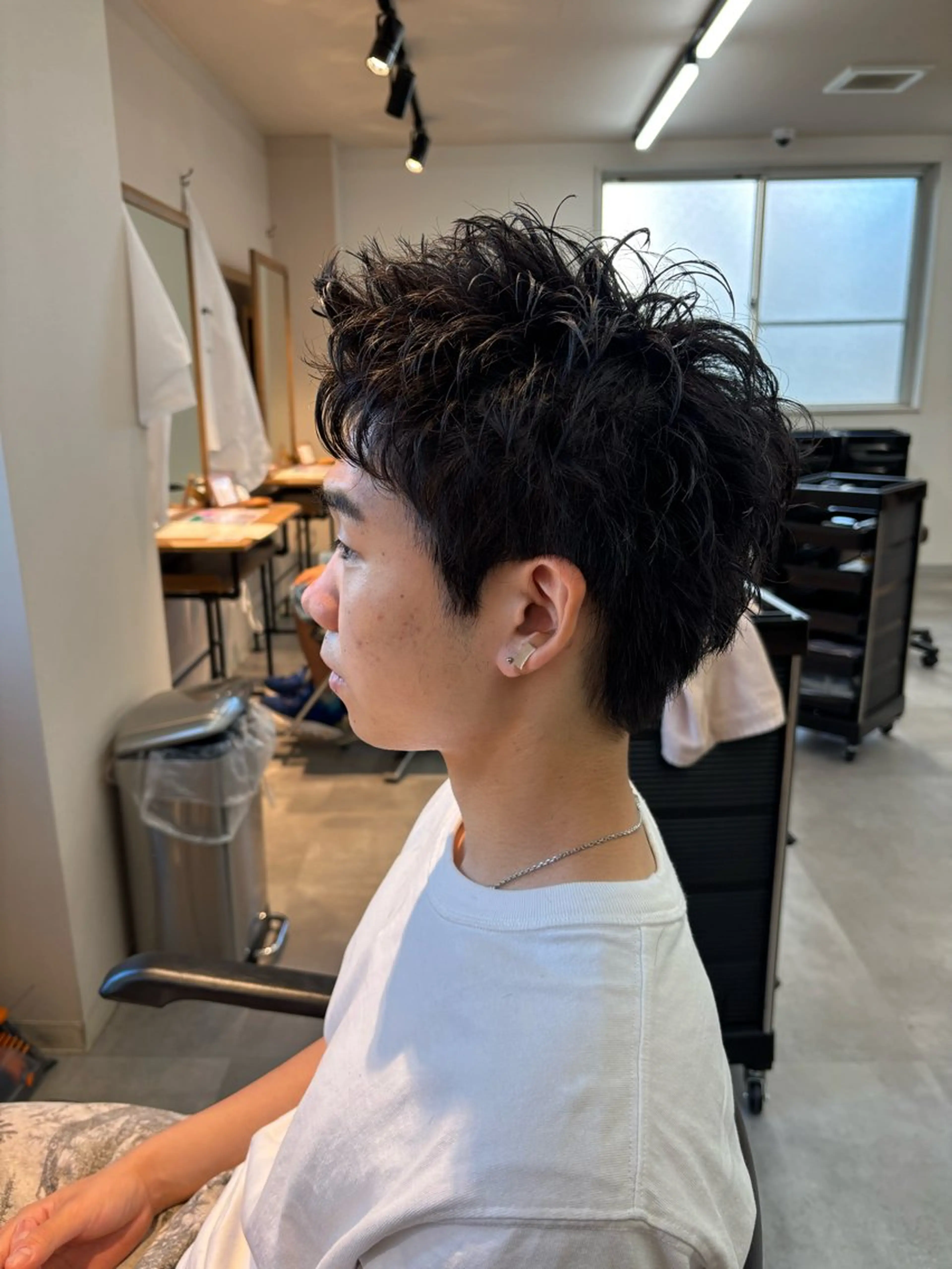 パーマ メンズ メンズパーマ スパイキーショート カット パーマ フェザーパーマ/韓国 /メンズカット保立のヘアスタイル