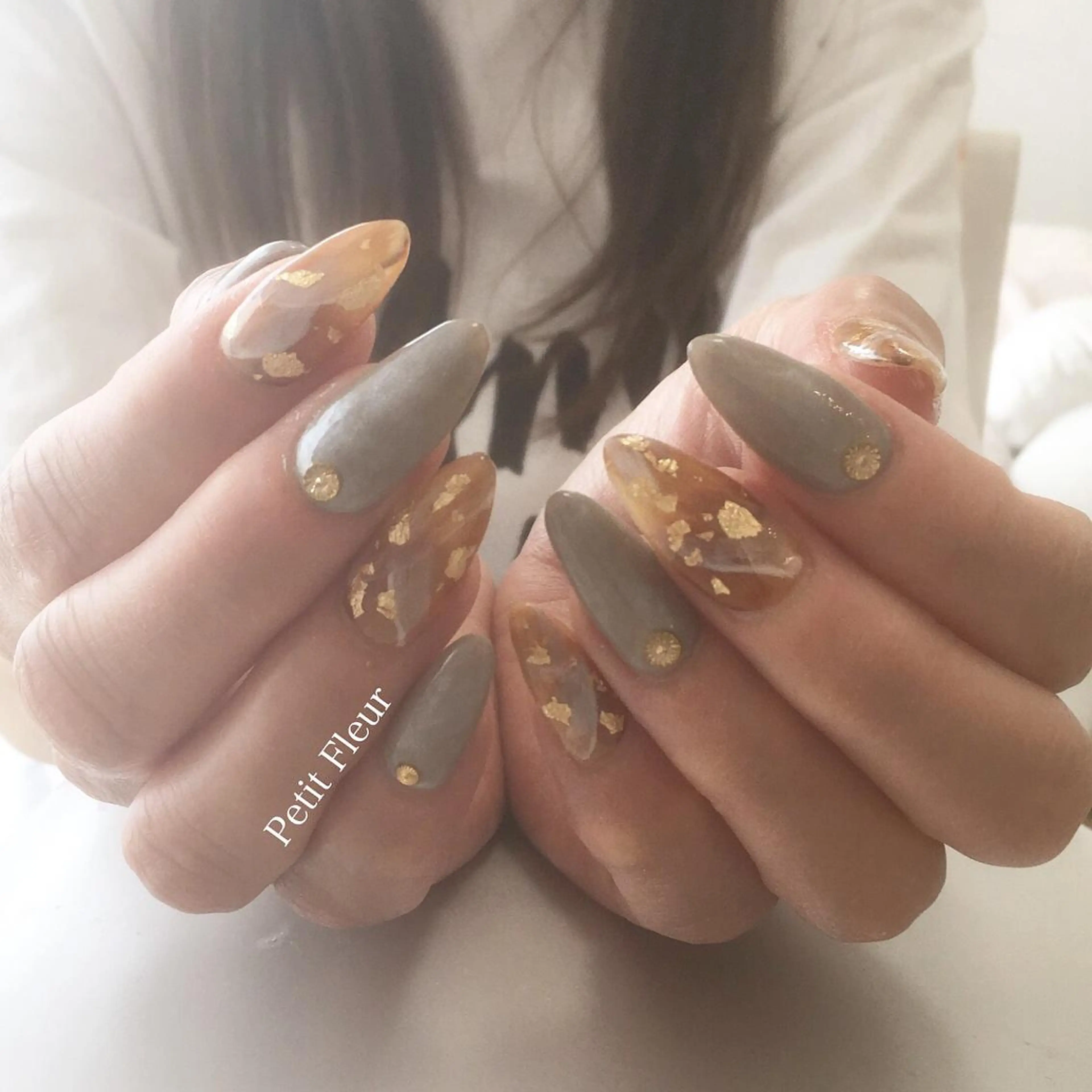 ネイル 持ち込み Petit Fleur所属・青柳 亜梨奈のマツエク・マツパデザイン