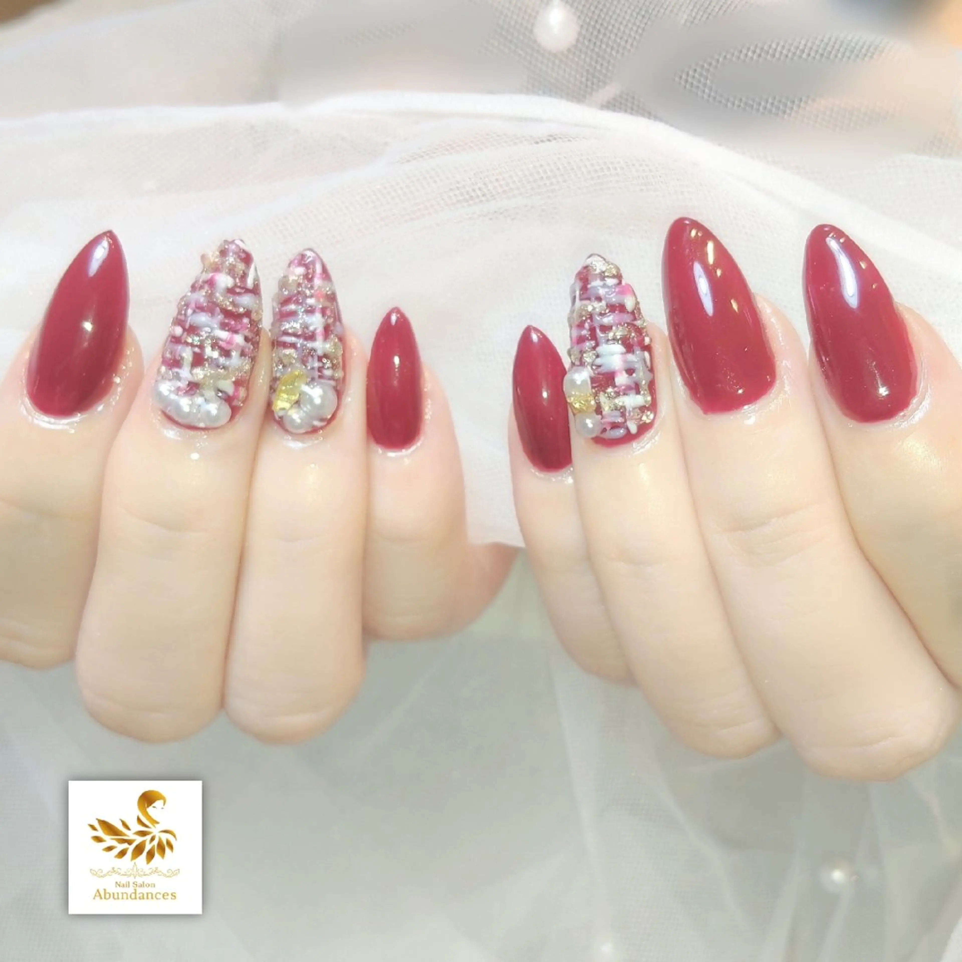 ネイル ツイードネイル バレンタイン ハンドネイル 完全予約制個室サロン Abundancesのネイルデザイン